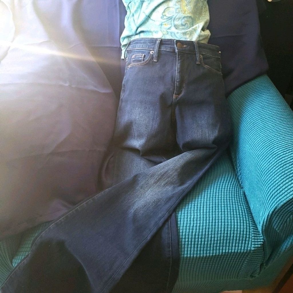 Other Universal Thread Flare jeans Size 26/32 Size 26" / US 2 / IT 38 - 1 Thumbnail
