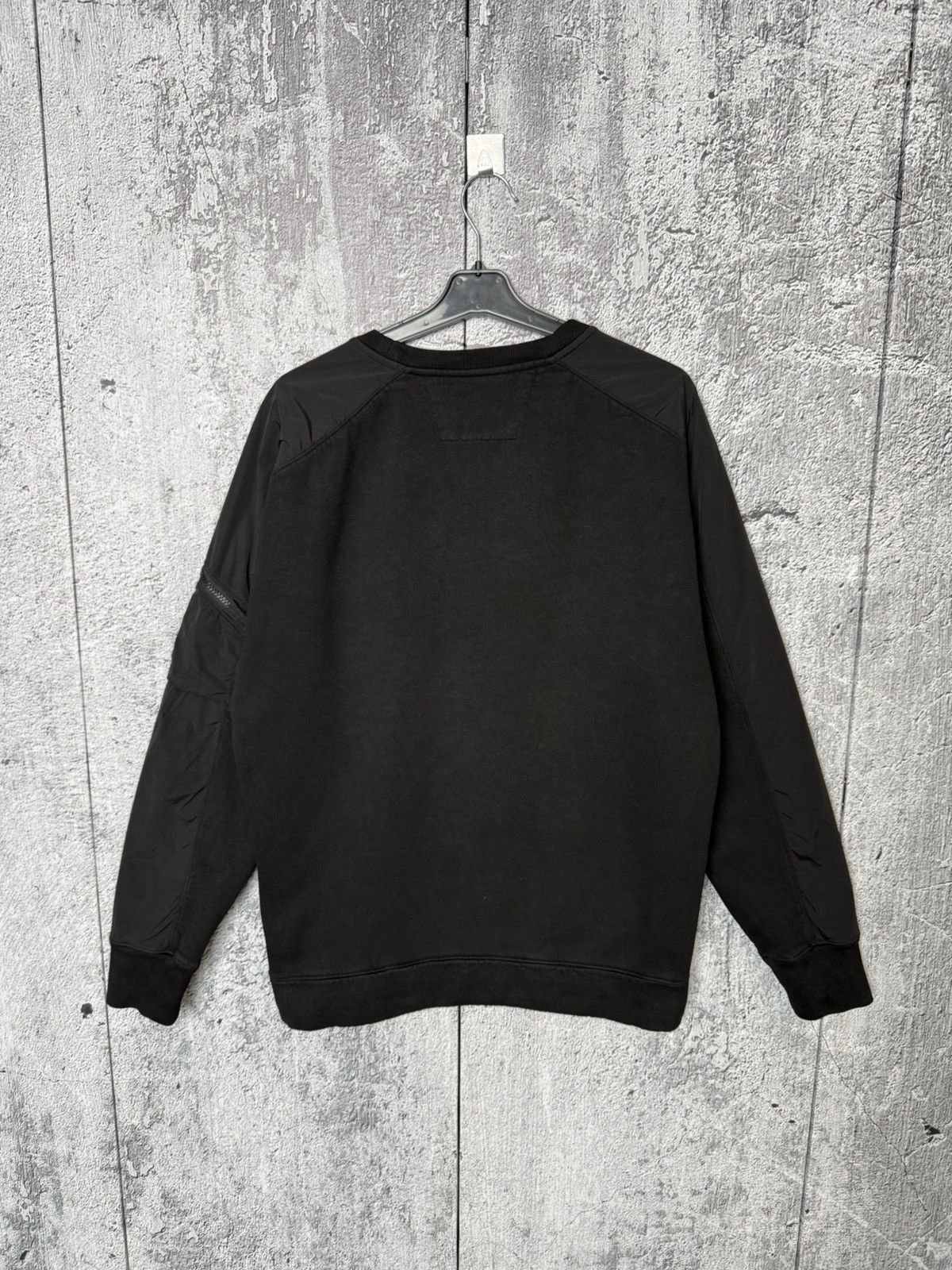 C.P. Company C. P. Company Crewneck Sweatshirt Nylon Lens Sleeve Pullover Size US M / EU 48-50 / 2 - 8 Thumbnail