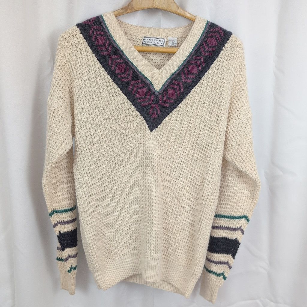 Vintage Men's Crochet Knit Vintage Michael Gerald V Neck Sweater L Size US L / EU 52-54 / 3 - 1 Thumbnail