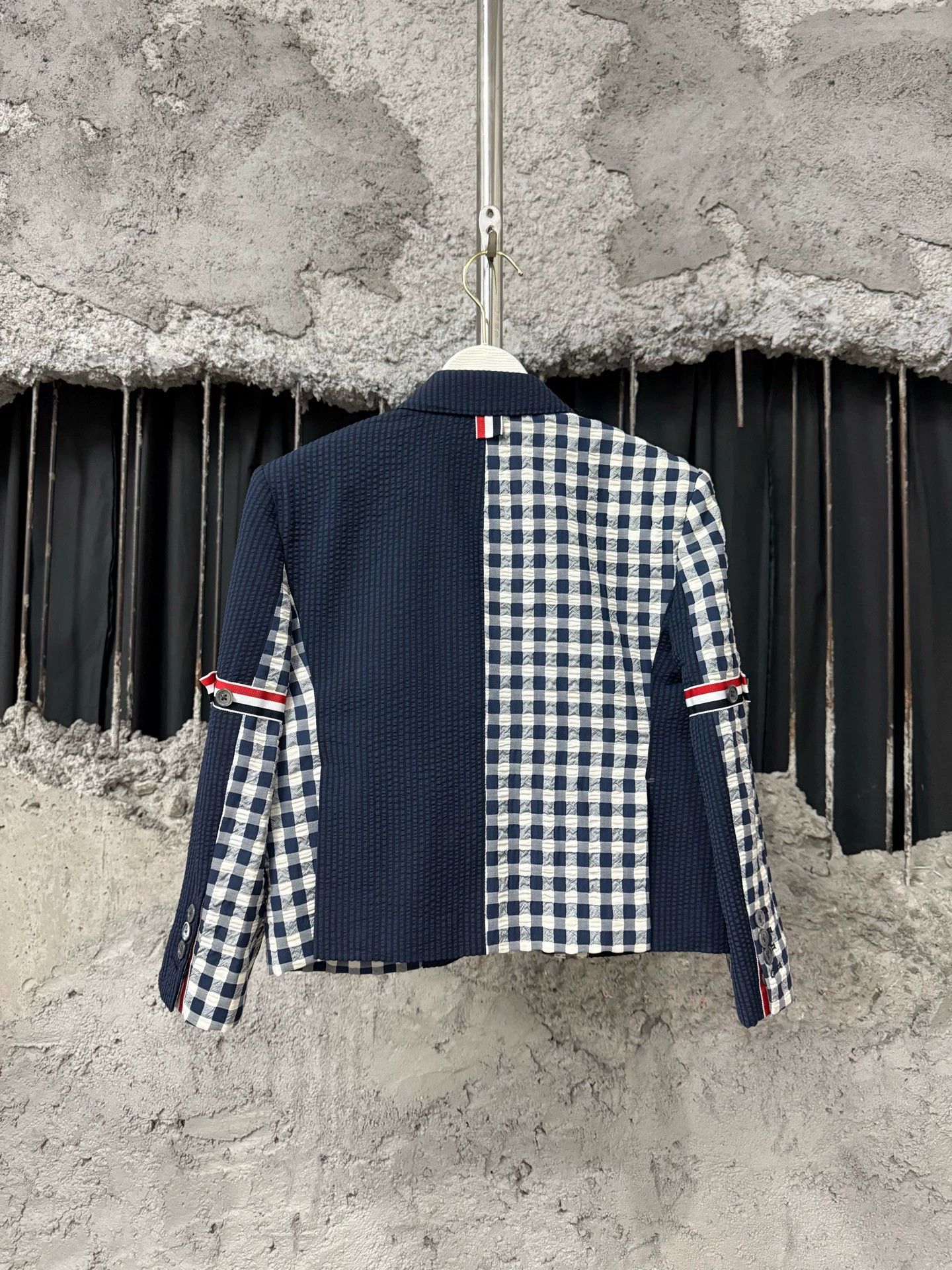 Thom Browne Thom browne tb suit Size XS / US 0-2 / IT 36-38 - 2 Thumbnail