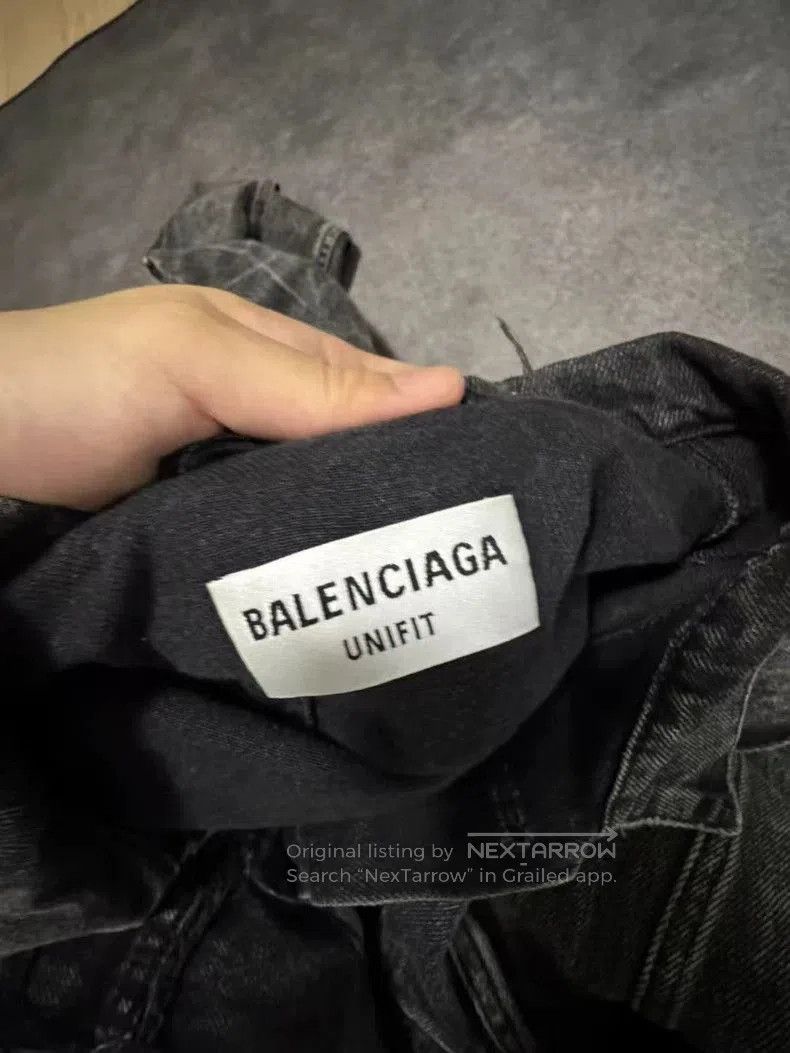 Balenciaga Balenciaga Washed Denim Jacket. Size US S / EU 44-46 / 1 - 3 Thumbnail