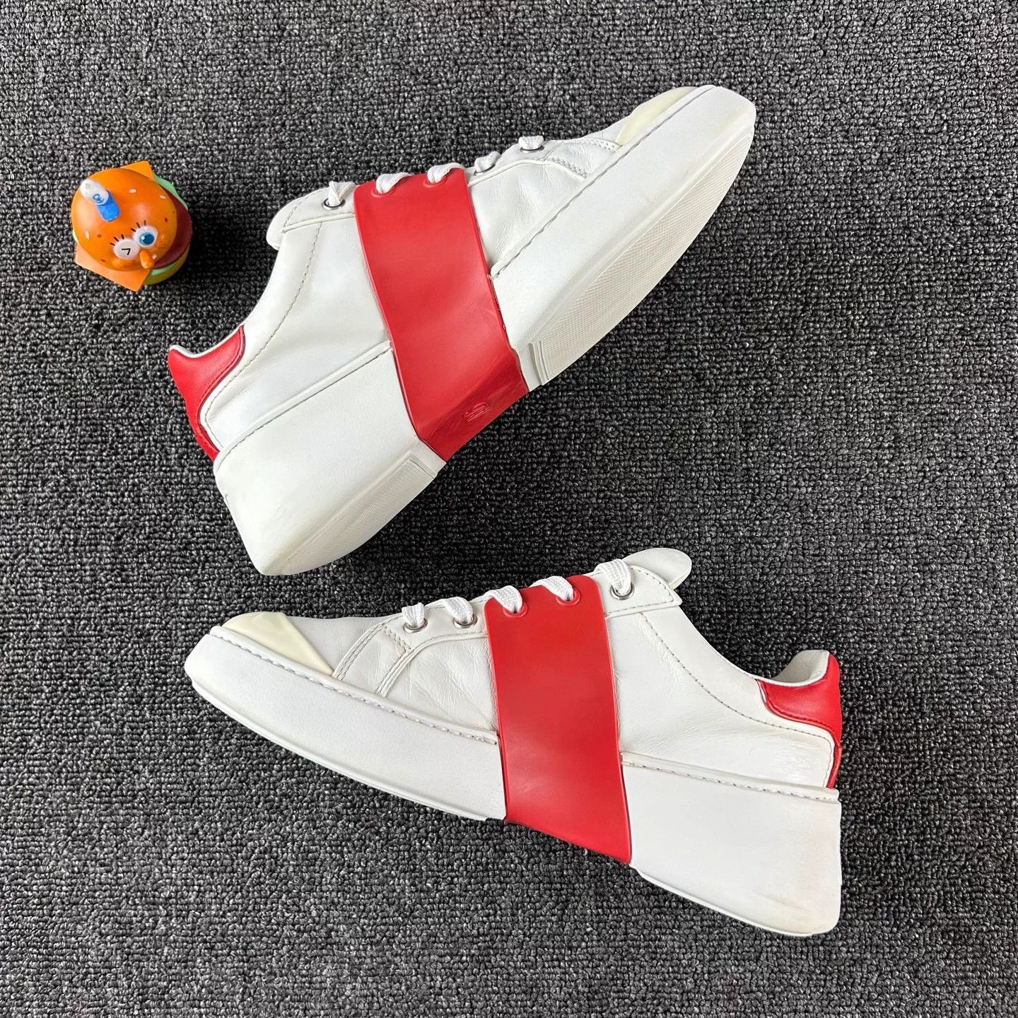 Roger Vivier Roger Vivier Pavé Buckle Casual Sneakers EU 37.5 Size US 6.5 / IT 36.5 - 3 Thumbnail