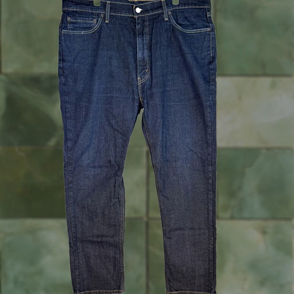 Levi's VINTAGE Levis 541 Jeans Mens 40x32 Blue Dark Wash Athletic Fit Tapered Stretch Denim Size US 40 / EU 56 - 1 Thumbnail
