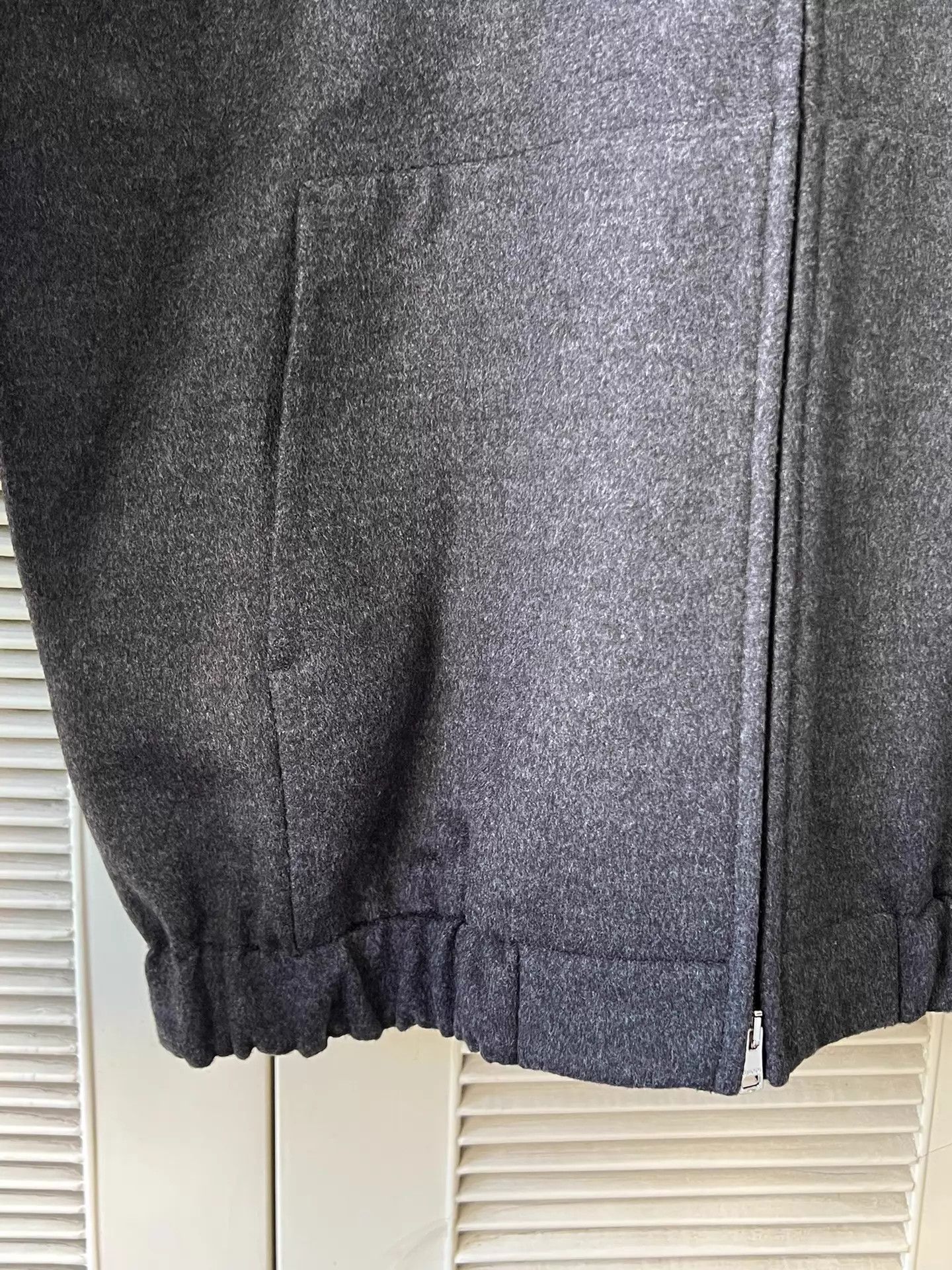 Gucci Gucci Men's Wool Zip Hoodie Back Big Logo Size 52 Size US L / EU 52-54 / 3 - 4 Thumbnail