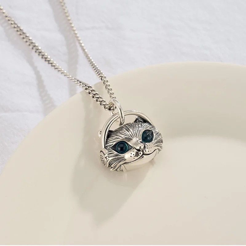 Jewelry Blue Eyes Smiling Cat Necklace Size ONE SIZE - 4 Thumbnail