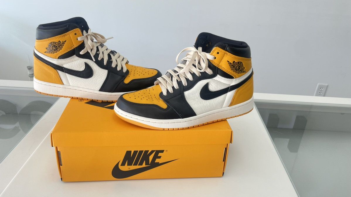 Jordan Brand Jordan 1 Retro High “TAXI” Size US 9 / EU 42 - 2 Thumbnail