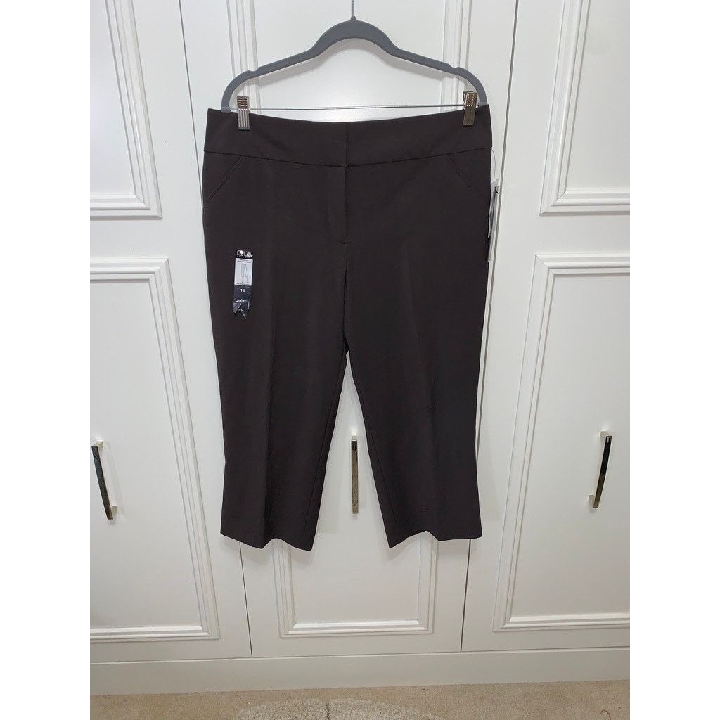Nicole Miller NWT Nicole Miller New York Women's Capri Pants Size 14 Brown Size 36" / US 14 / IT 50 - 1 Thumbnail