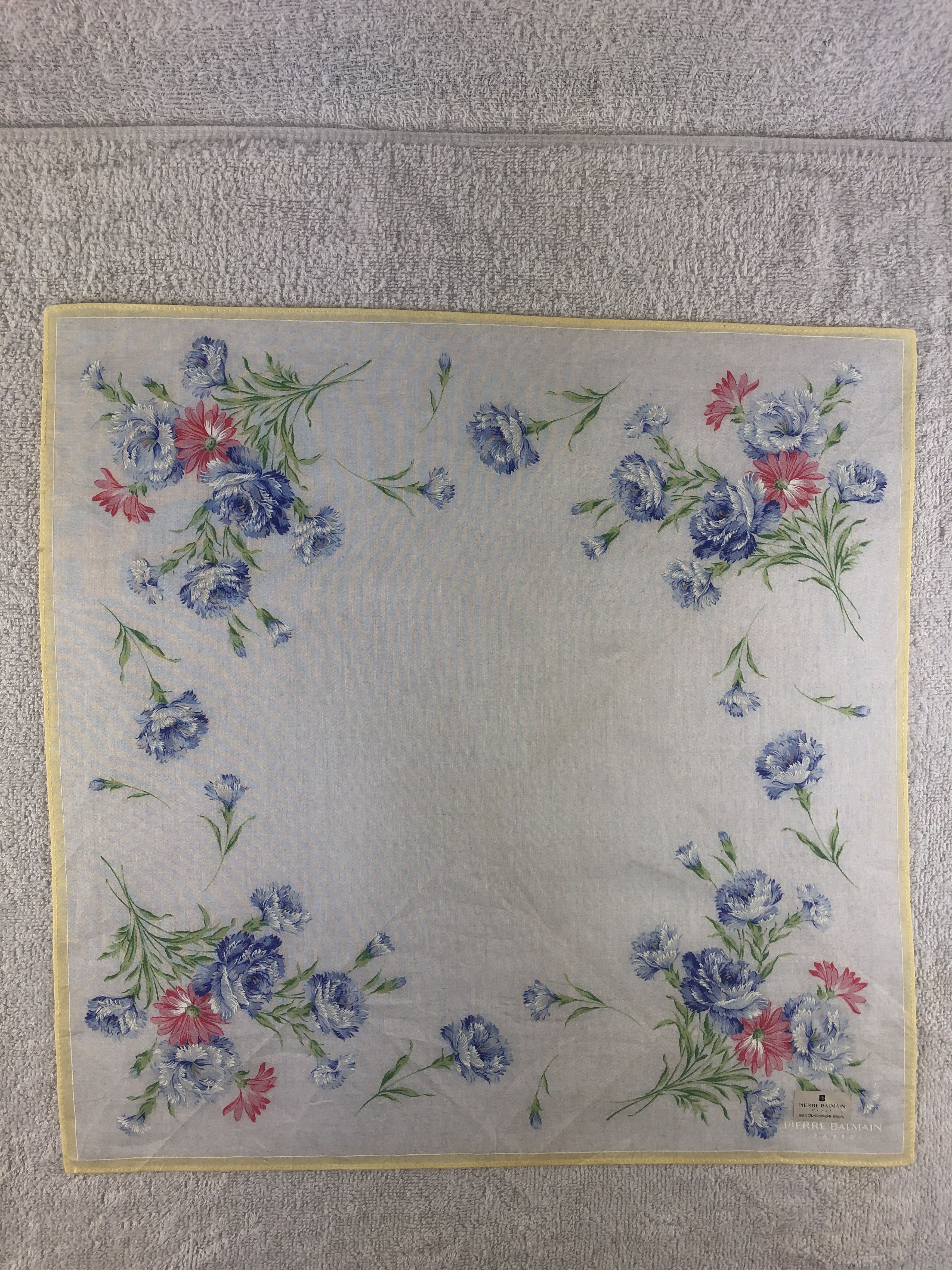 Pierre Balmain Pierre Balmain Handkerchief / Bandana / Neckerchief Size ONE SIZE - 3 Thumbnail