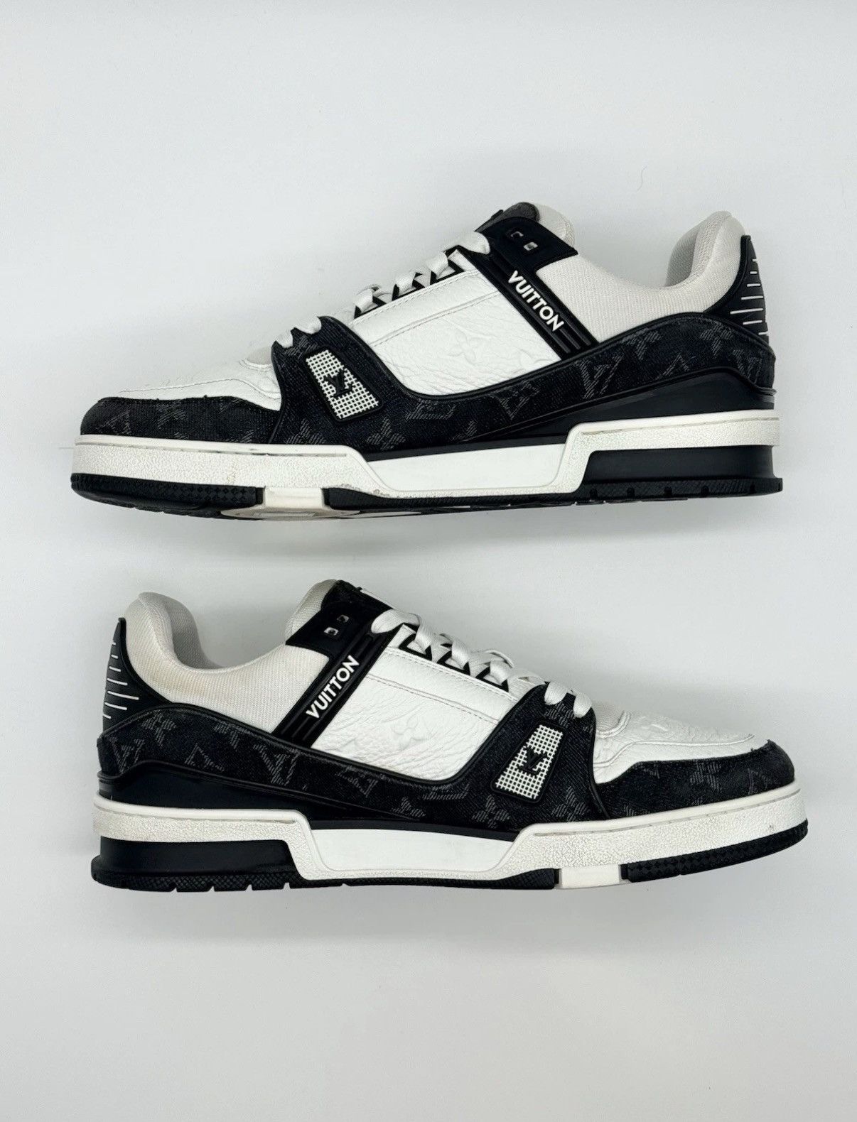 Louis Vuitton Size 10.5 - Louis Vuitton Trainer Low Black Size US 10.5 / EU 43-44 - 3 Thumbnail