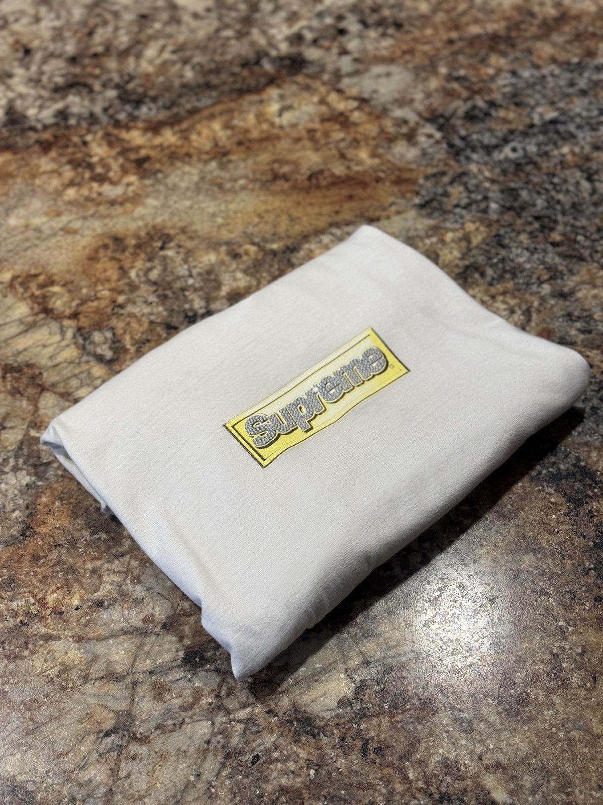 Supreme Supreme Bling Box Logo T-Shirt Size US L / EU 52-54 / 3 - 1 Thumbnail