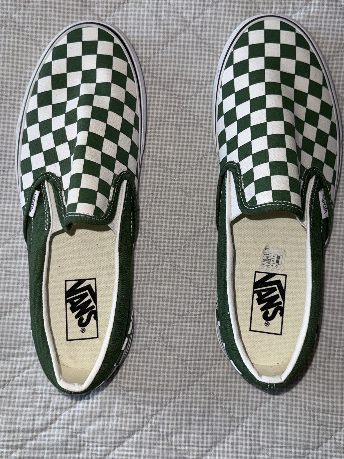 Vans Vans Classic Slip On ‘ Checkerboard Scarab green/white ’ Size US 9.5 / EU 42-43 - 1 Thumbnail