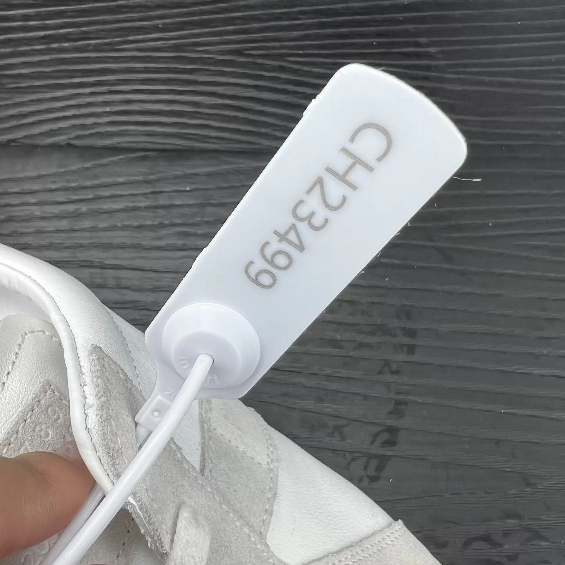 Maison Margiela MM6 Like New White German Trainer Size 41 With Box Size US 8 / EU 41 - 9 Thumbnail