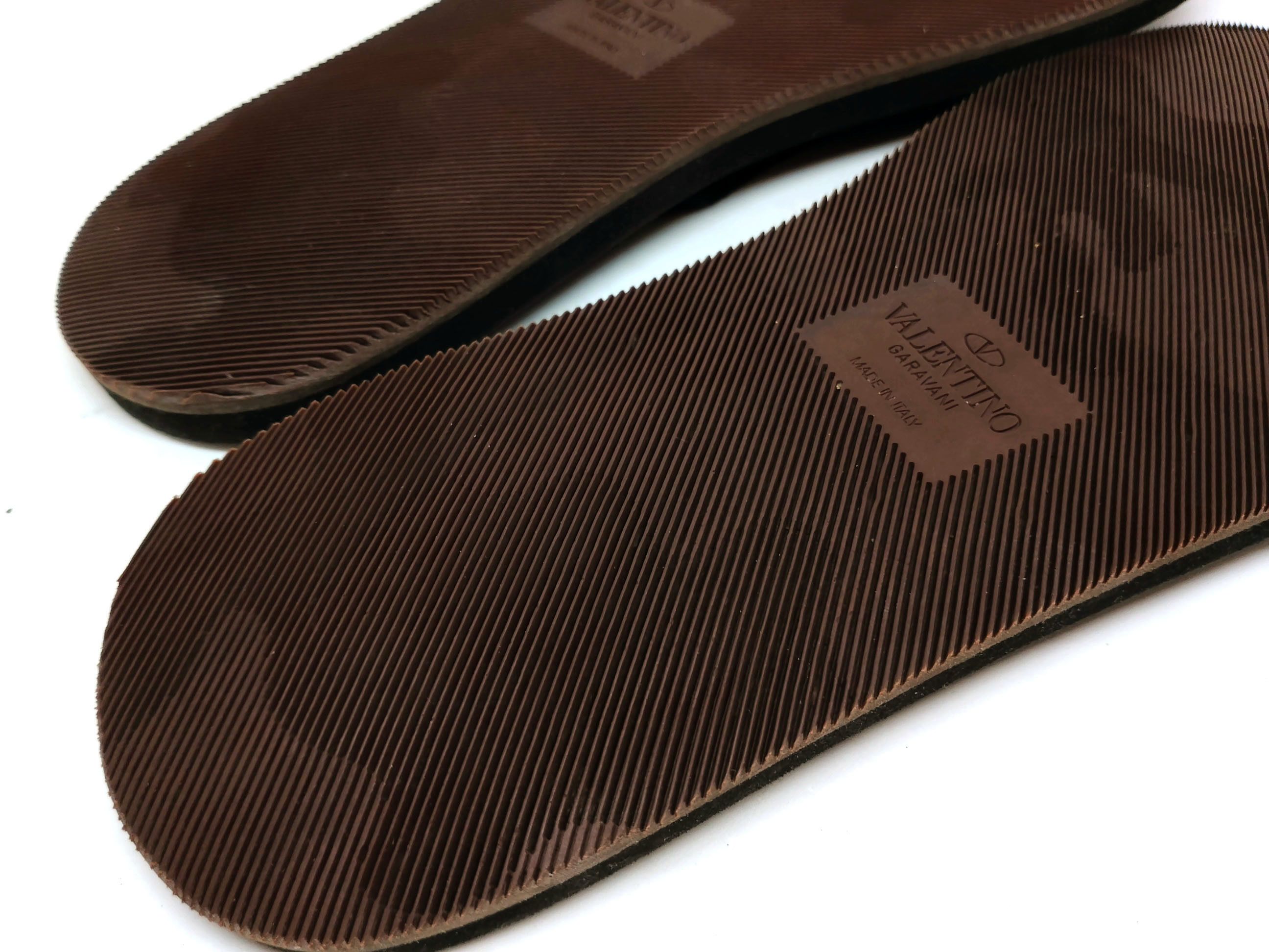 Valentino Valentino Garavani Rockstud Rubber Flip-Flops Black Size US 11 / EU 44 - 9 Thumbnail