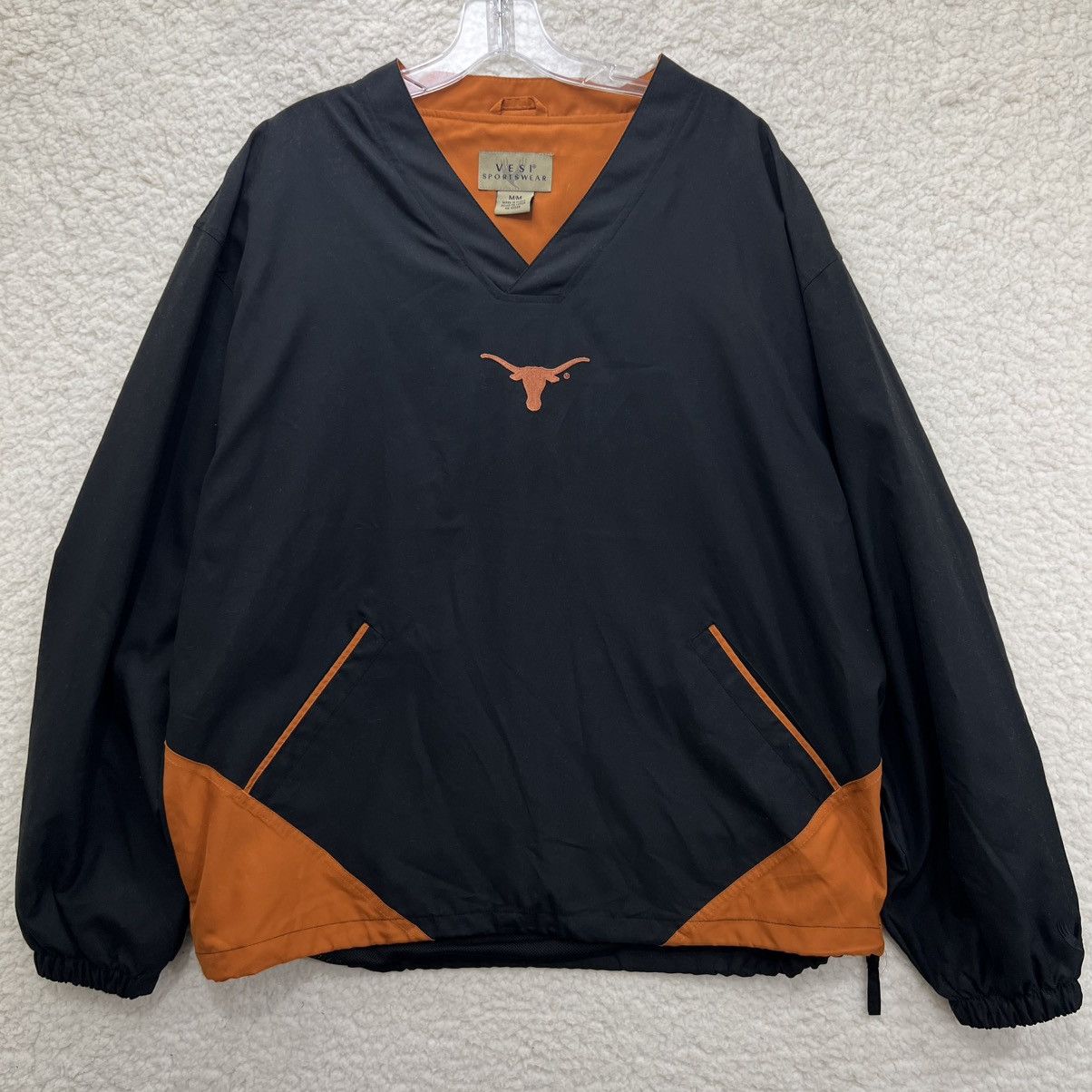 Other Vintage Texas Longhorns Vesi Sportswear Windbreaker Jacket M Size US M / EU 48-50 / 2 - 1 Thumbnail