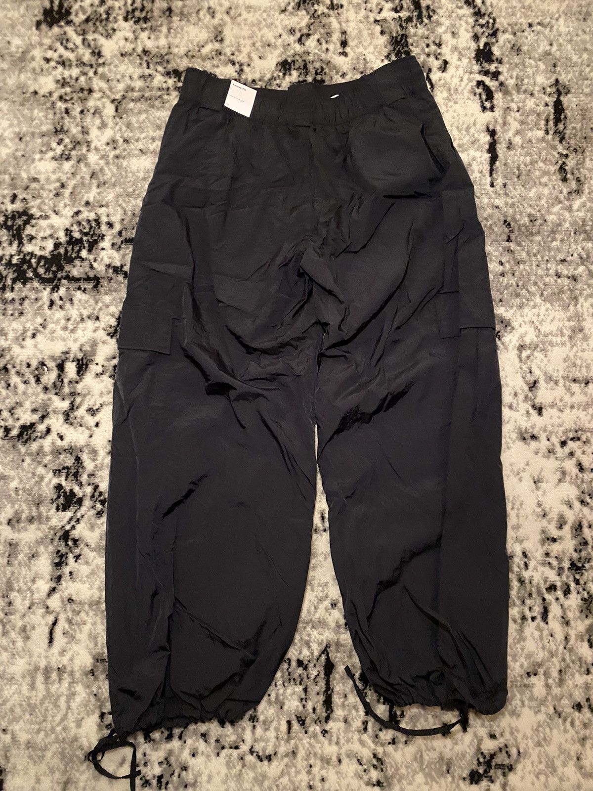 Nike × Vintage Nike Crazy Cargo Pant Baloon Bagy Fit Big Cental Logo Nylon Size US 34 / EU 50 - 10 Thumbnail