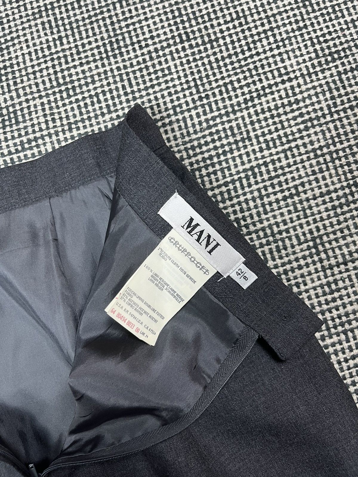 Designer × Giorgio Armani Archive Mani by Giorgio Armani pencil skirt wool gray Size 28" / US 6 / IT 42 - 3 Thumbnail