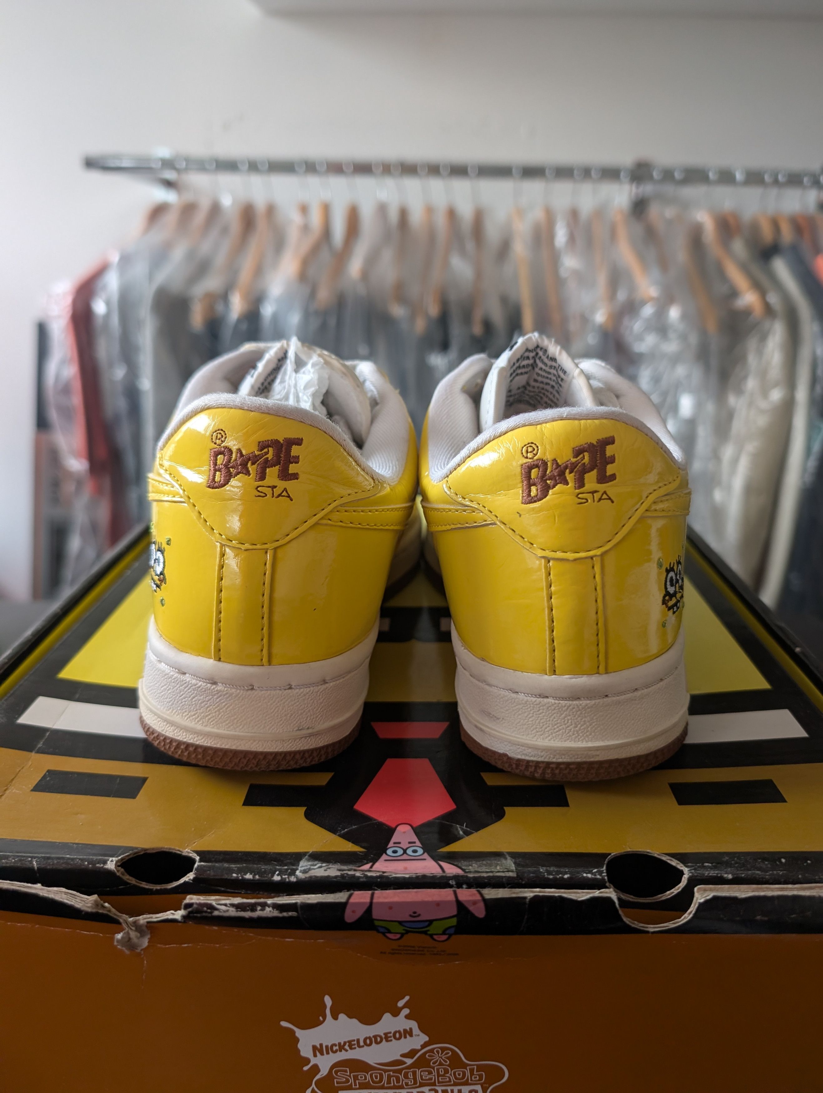 Bape Bapesta x SpongeBob Size US 7 / EU 40 - 4 Thumbnail