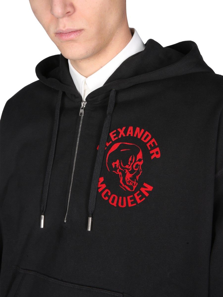 Alexander McQueen o1y1024 Hooded Sweatshirt In Black Size US S / EU 44-46 / 1 - 3 Thumbnail