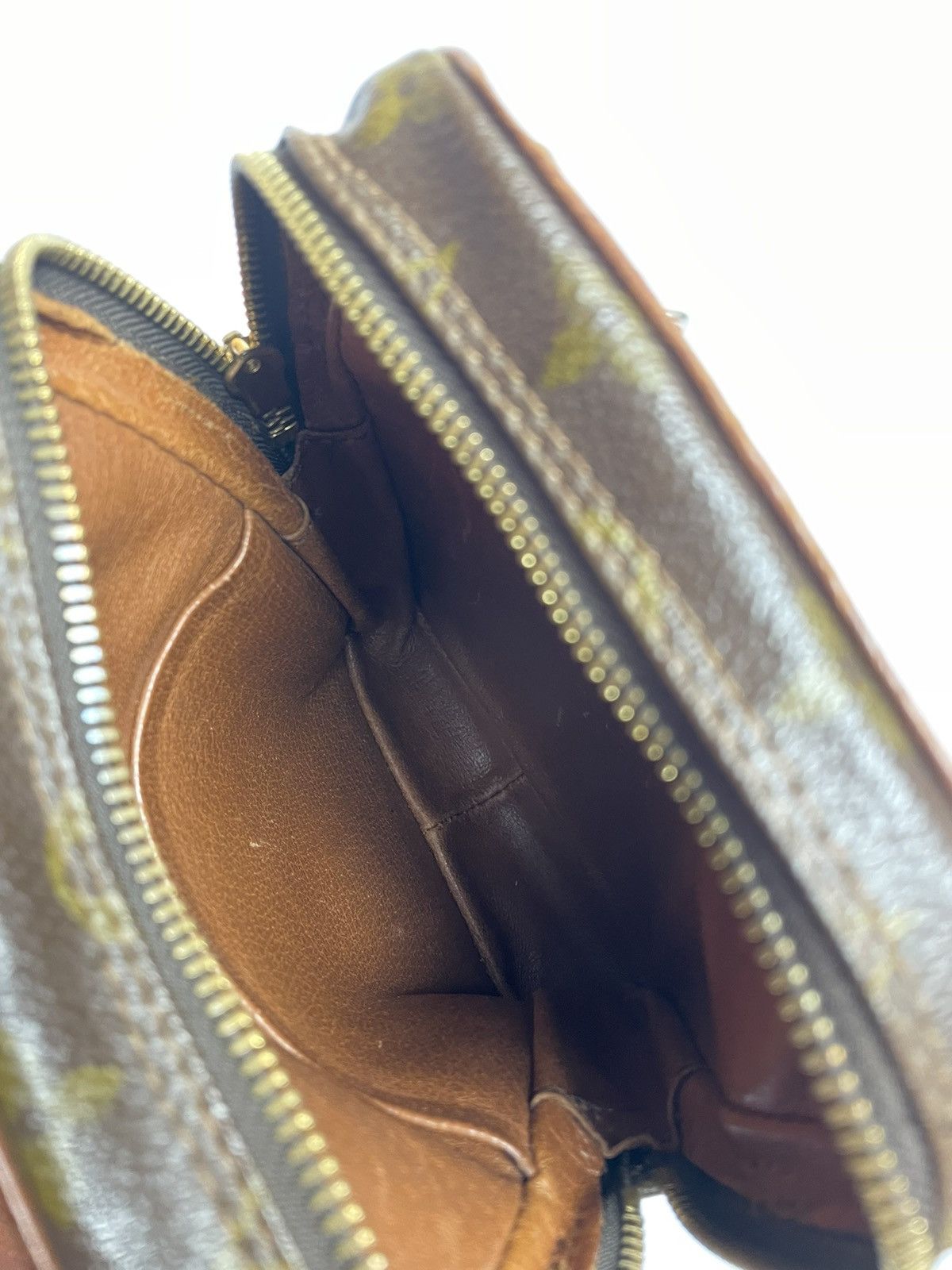 Louis Vuitton × Vintage Louis Vuitton Monogram Danube Messenger Brown Size ONE SIZE - 18 Thumbnail