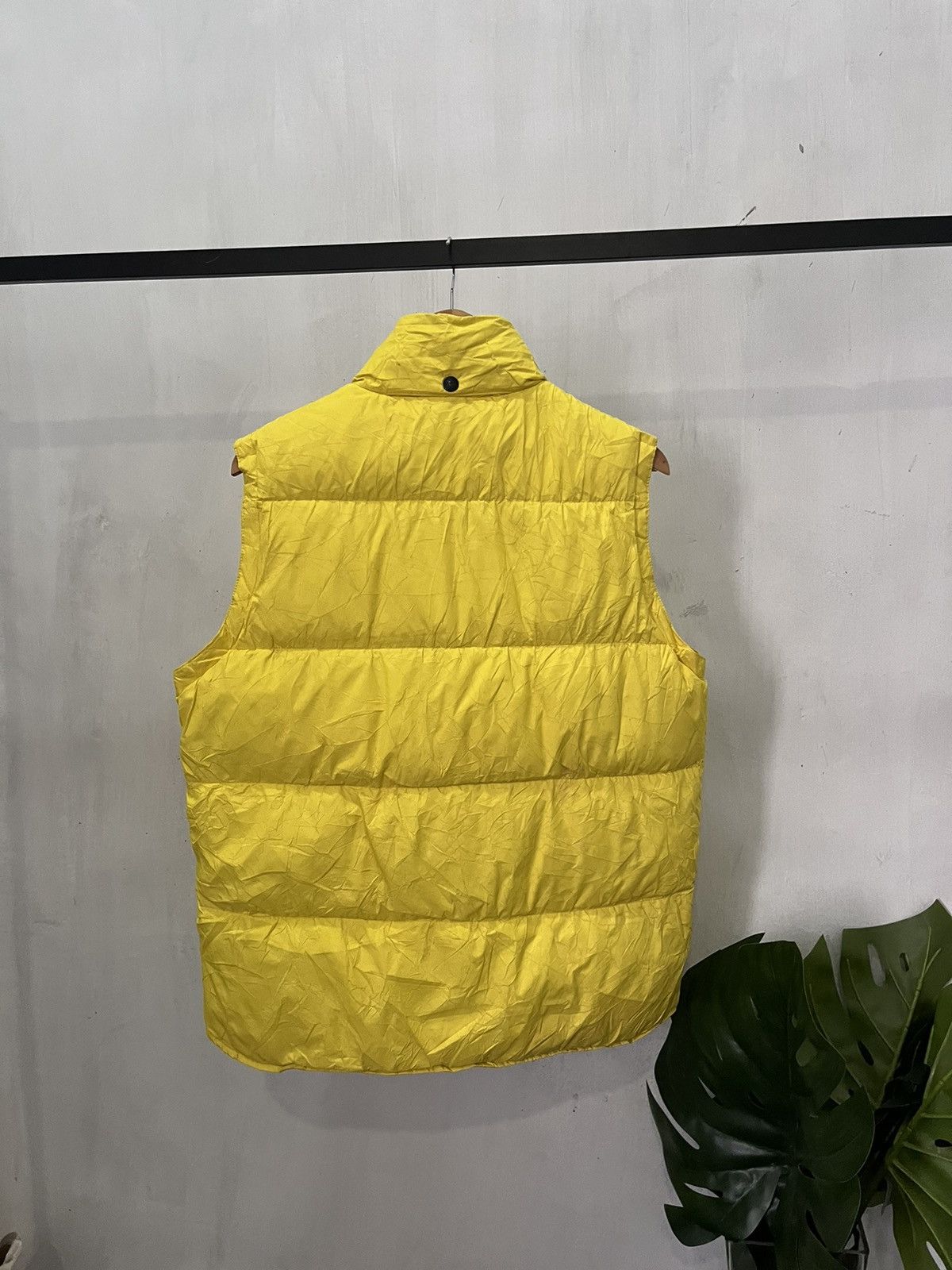 DKNY × Vintage Vtg DKNY jeans puffer vest hood Size US L / EU 52-54 / 3 - 7 Thumbnail