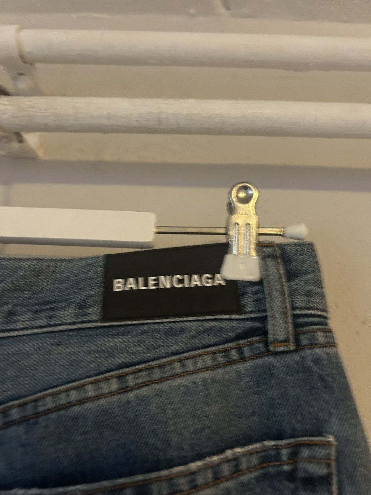 Balenciaga Balenciaga Straight-Leg Denim Jeans - Size 29 Size US 29 - 11 Thumbnail