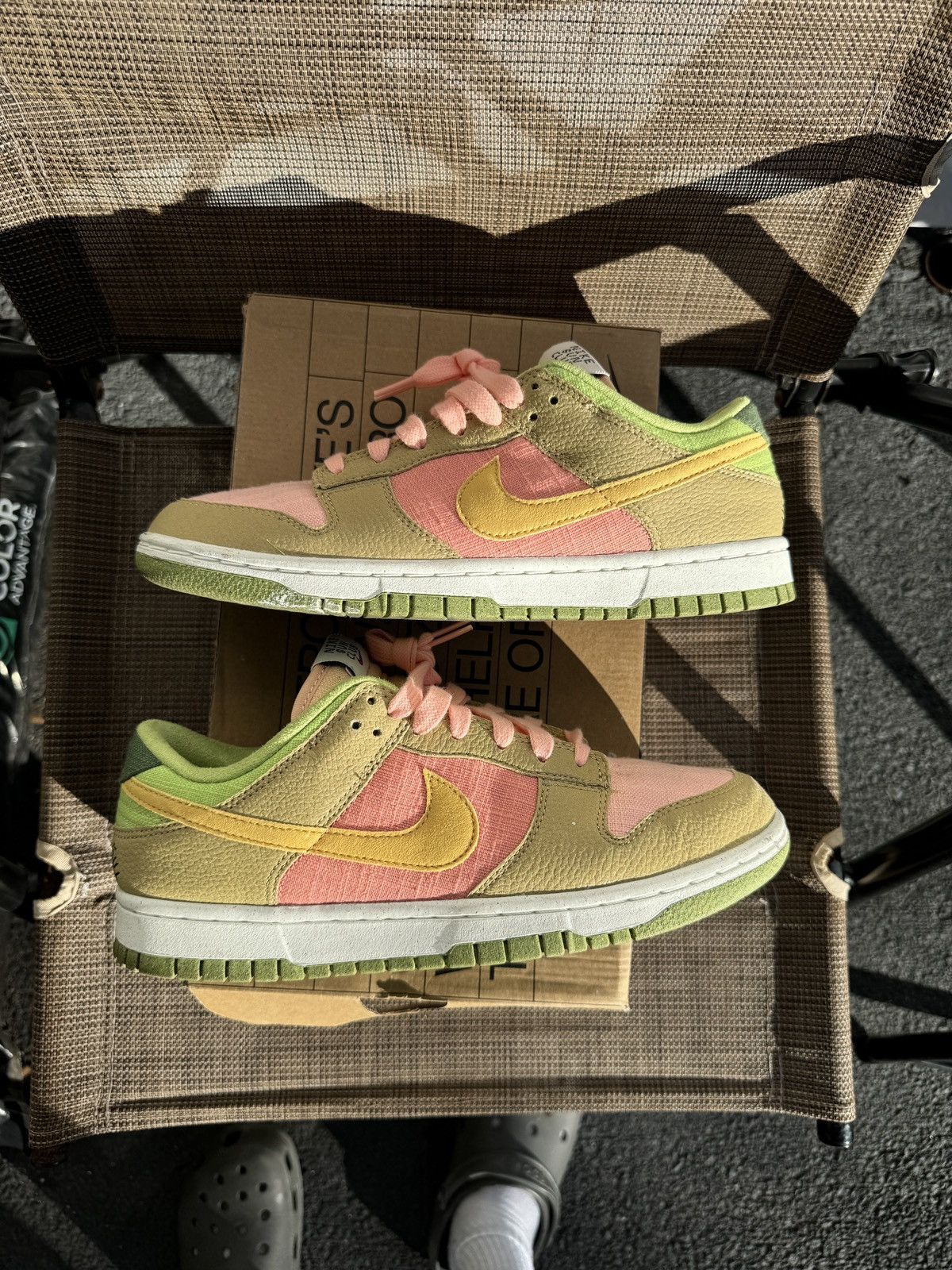 Nike Nike Dunk Low “Sun Club” 2022 Size US 8.5 / EU 41-42 - 1 Thumbnail