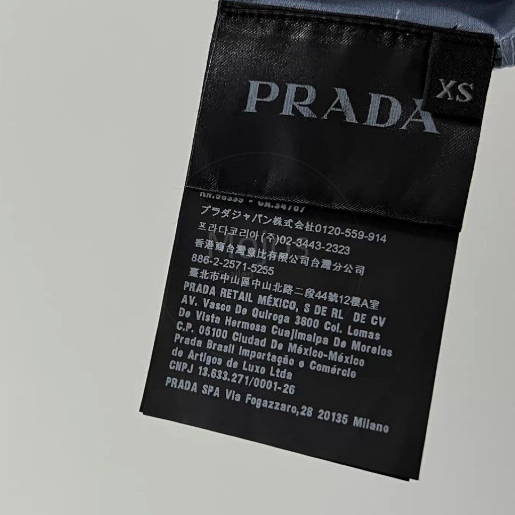 Prada Sz XS Prada Black logo Patch Polo Size US XS / EU 42 / 0 - 6 Thumbnail