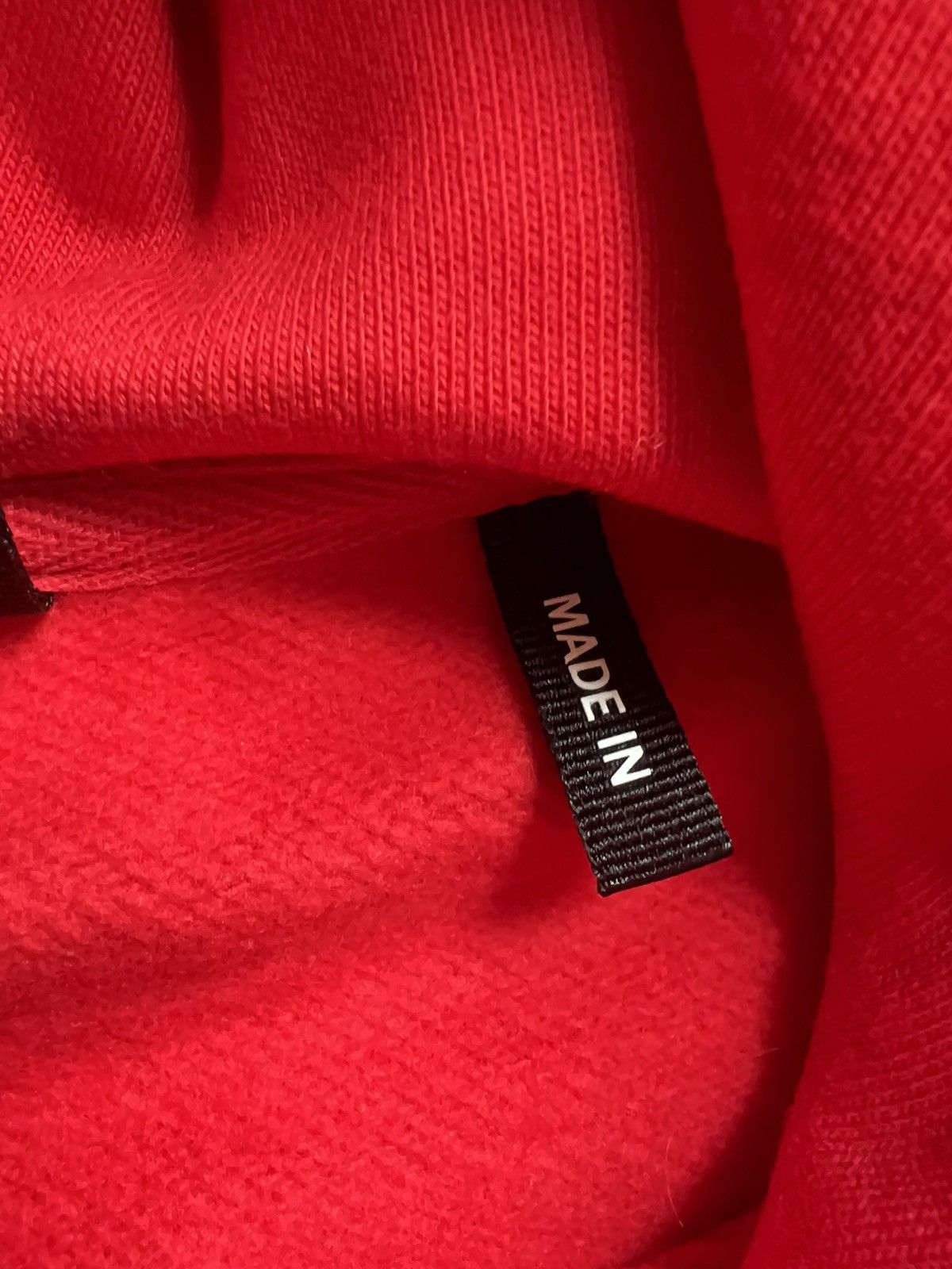 Disney × Kith KITH x Disney Red Sleeve Patches Hoodie FW19 NEW Size US S / EU 44-46 / 1 - 8 Thumbnail