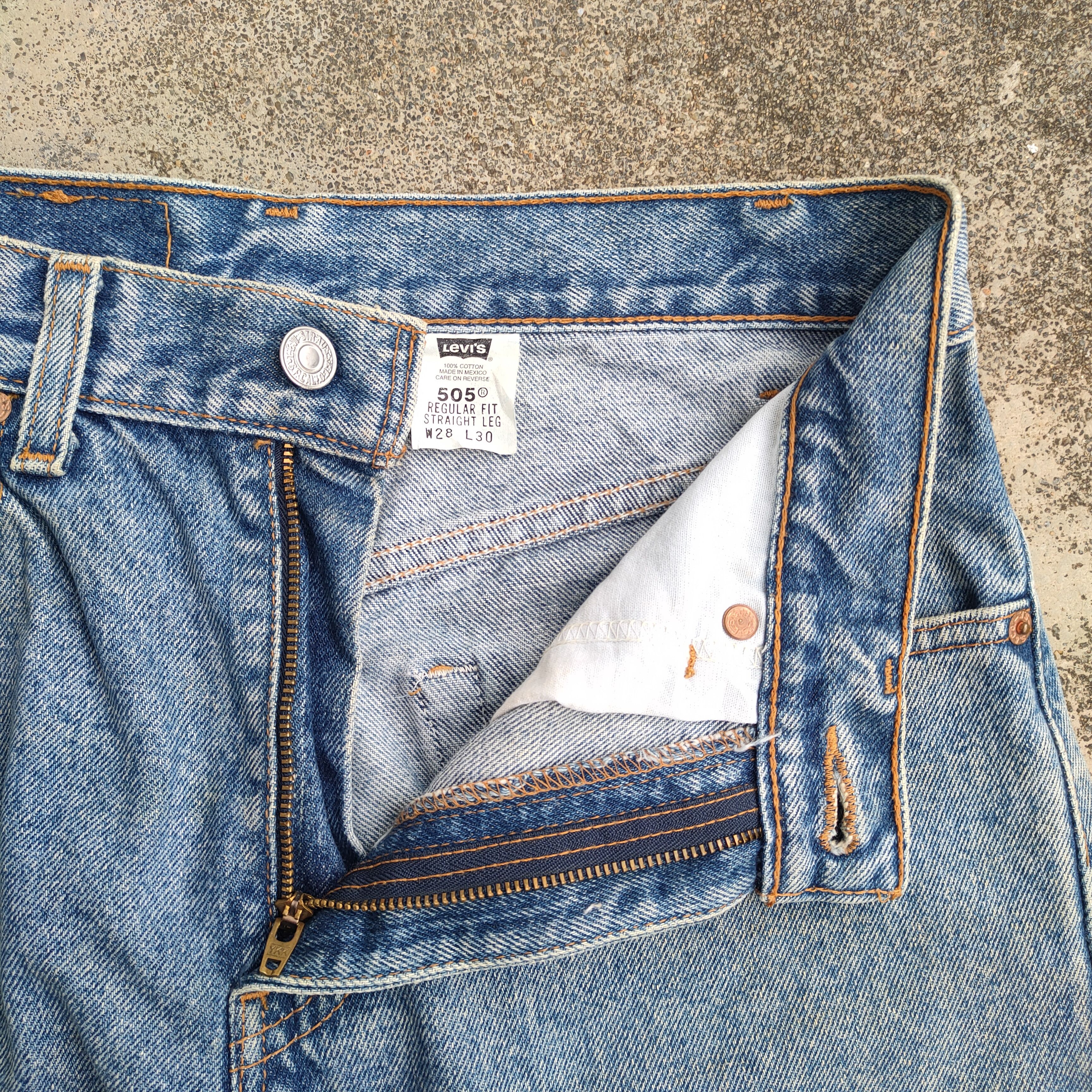 Levi's × Vintage VINTAGE LEVI'S 505 MEXICO RIPPED JEANS DENIM PANTS Size US 28 / EU 44 - 5 Thumbnail