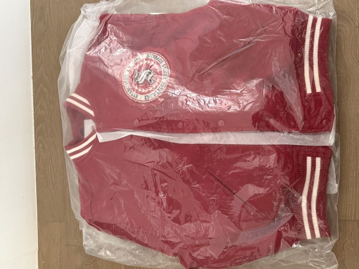 Supreme SUPREME VERITAS VARSITY JACKET SIZE MEDIUM RED Size US M / EU 48-50 / 2 - 13 Thumbnail