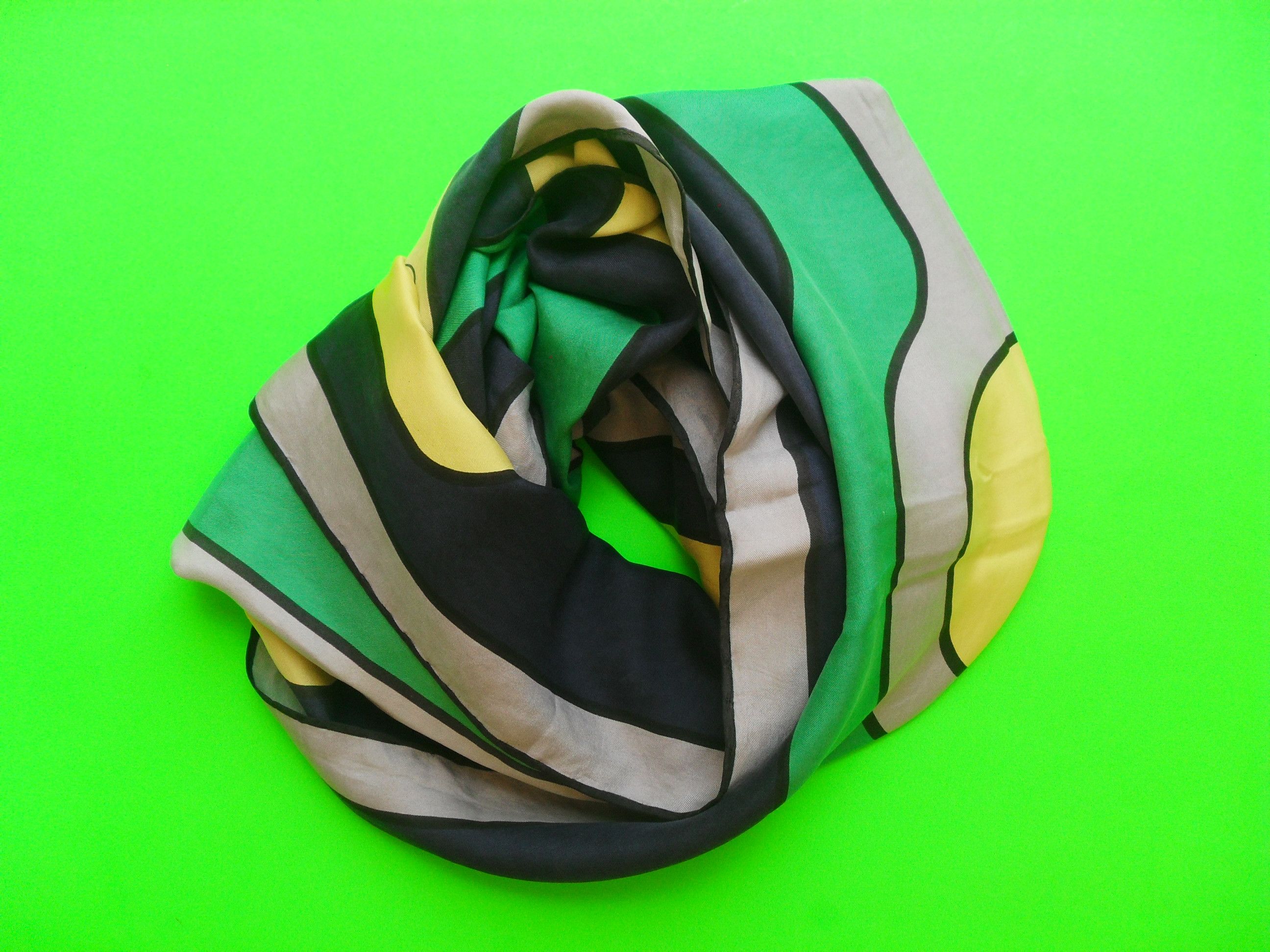 Other Elio Berhanyer vintage scarf pure silk very soft. Size ONE SIZE - 4 Thumbnail