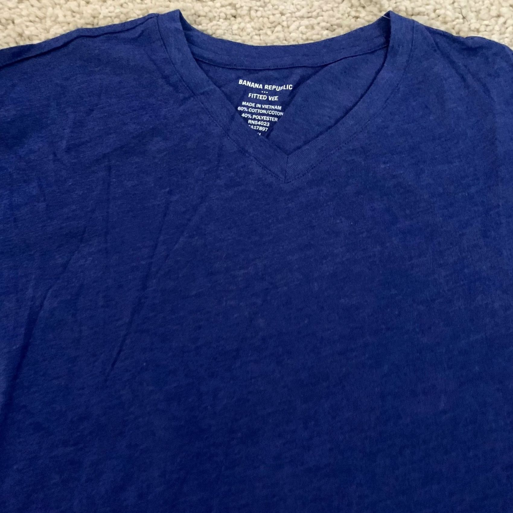 Banana Republic Banana Republic T-Shirt Men XXL Blue V-Neck Short Sleeve Cotton Blend Shirts Regular Fit Crew Neck Size US XXL / EU 58 / 5 - 6 Thumbnail