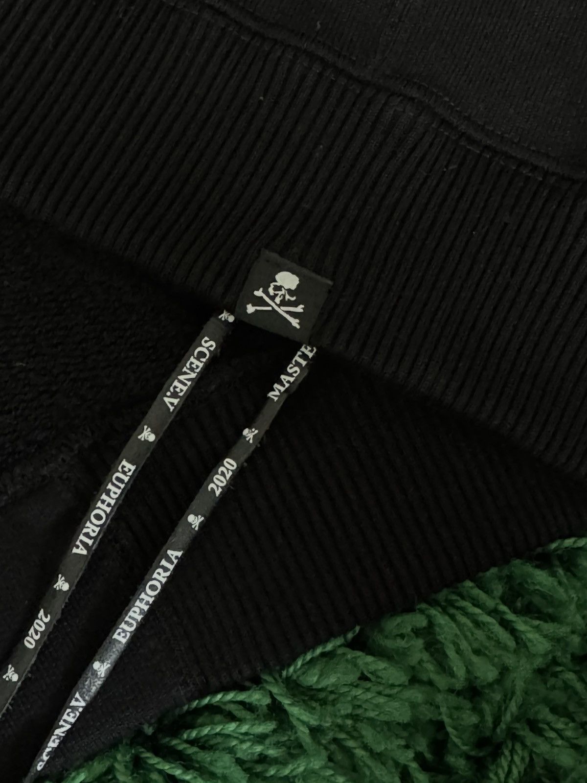Mastermind Japan Mastermind World Sequin Zip Up Hoodie Size US L / EU 52-54 / 3 - 9 Thumbnail
