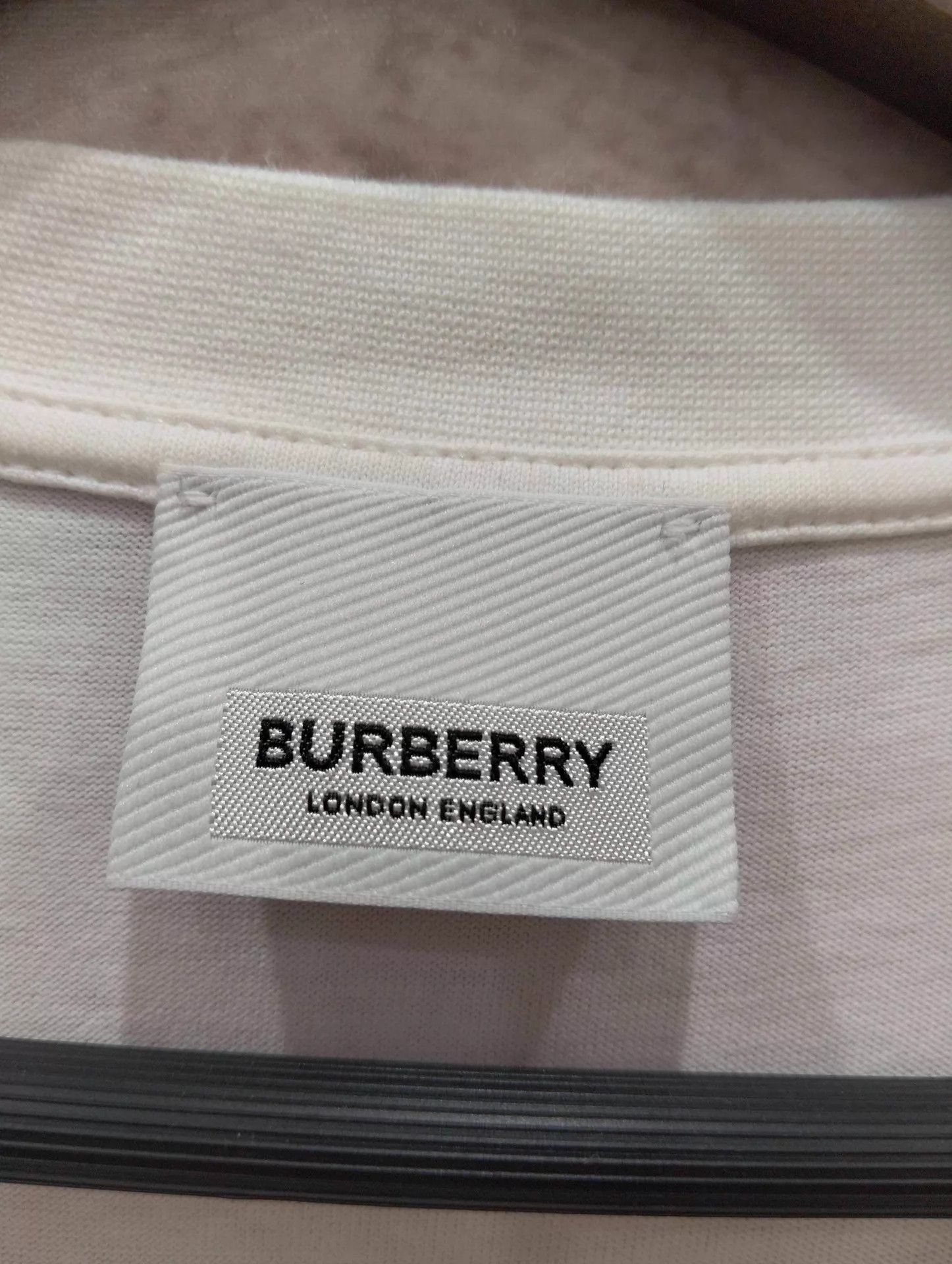 Burberry White Short Sleeve Graphic Angel Print T-Shirt Size US S / EU 44-46 / 1 - 3 Thumbnail