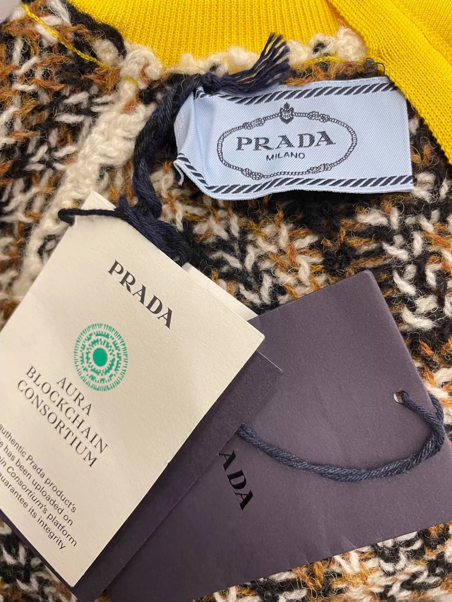 Prada PRADA geo intarsia knit turtleneck yellow vintage Size XS / US 0-2 / IT 36-38 - 5 Thumbnail