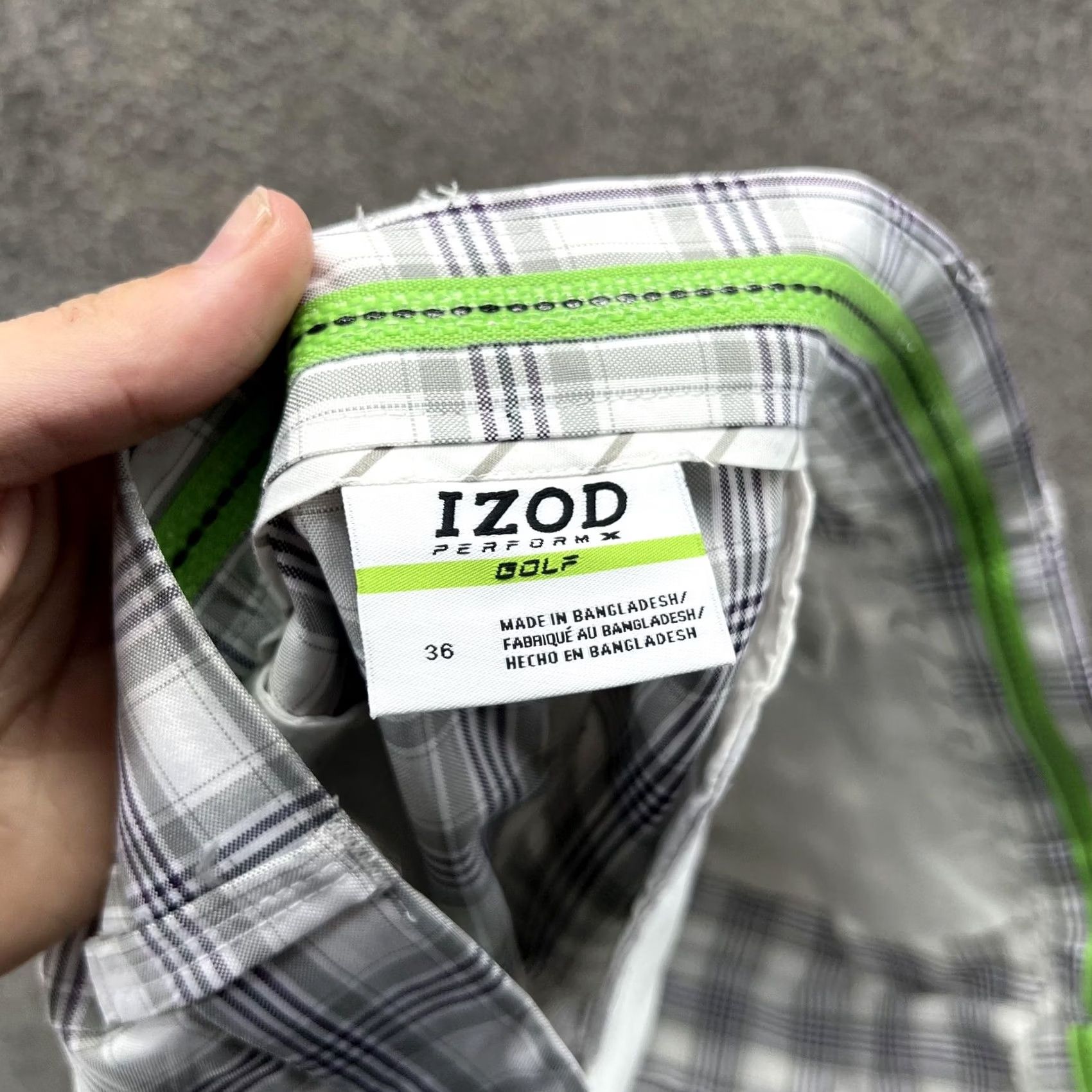 Izod Izod PerformX Golf Shorts Mens 36 Gray Plaid Chino Stretch Performance 9 Inseam Size US 36 / EU 52 - 3 Thumbnail
