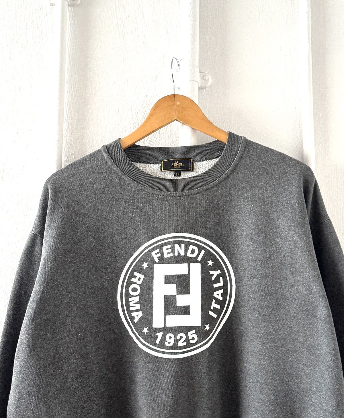 Fendi × Vintage FENDI VINTAGE 90s ROMA ITALY UOMO SPELL OUT SWEATSHURT Size US M / EU 48-50 / 2 - 1 Thumbnail
