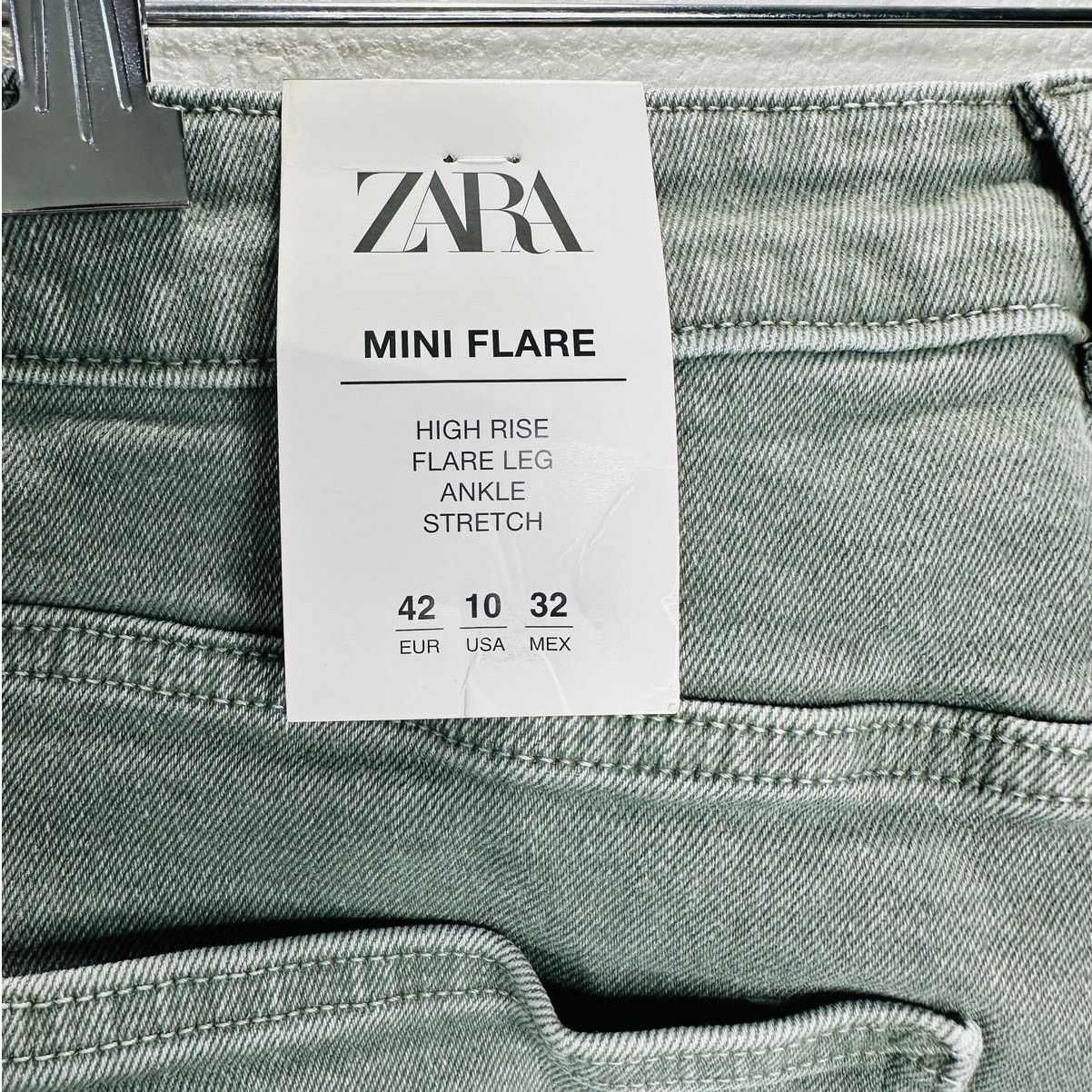 Zara NWT Zara Olive Mini Flare High Rise Flare Leg Ankle Jean 10 Size 32" / US 10 / IT 46 - 8 Thumbnail