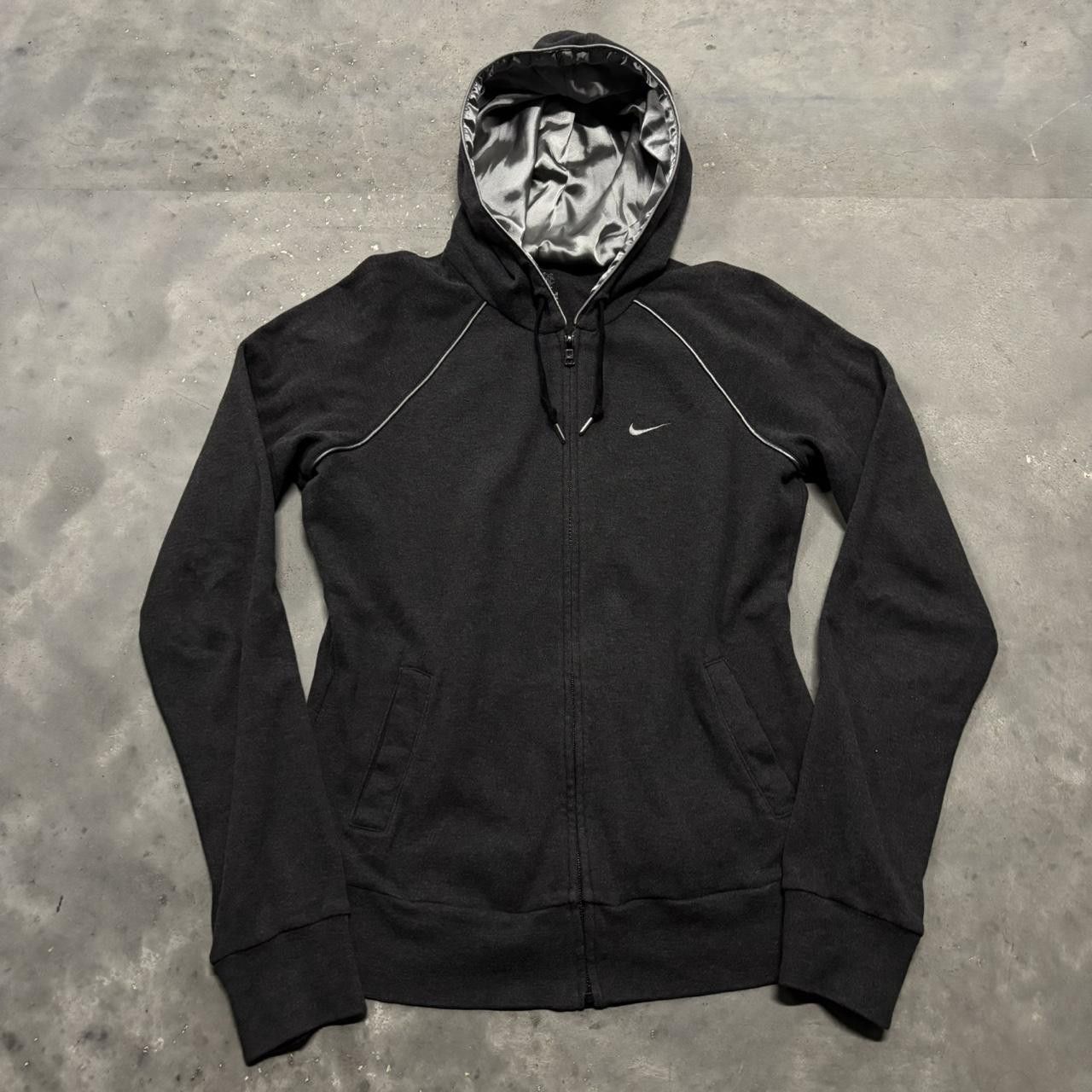 Nike × Vintage Crazy Vintage Y2K/2000s Black Nike Swoosh Essential Zip Up Hoodie! Size M / US 6-8 / IT 42-44 - 1 Thumbnail