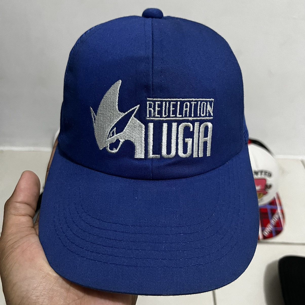 Super Rare new unused Revelation Lugia 1999 Lugia cap