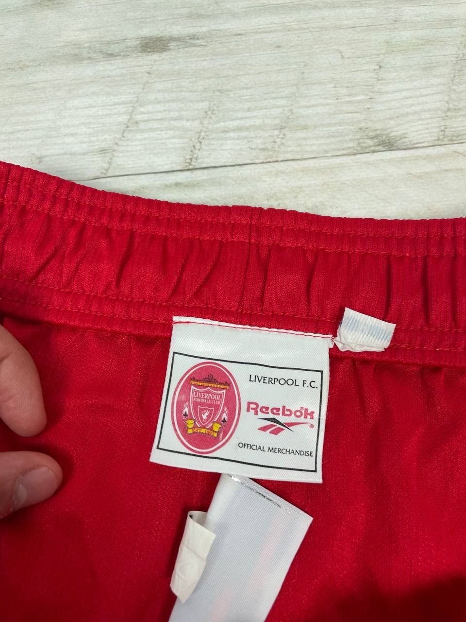 Reebok REEBOK LIVERPOOL 1996 1998 HOME FOOTBALL SOCCER SHORTS Size US 32 / EU 48 - 5 Thumbnail
