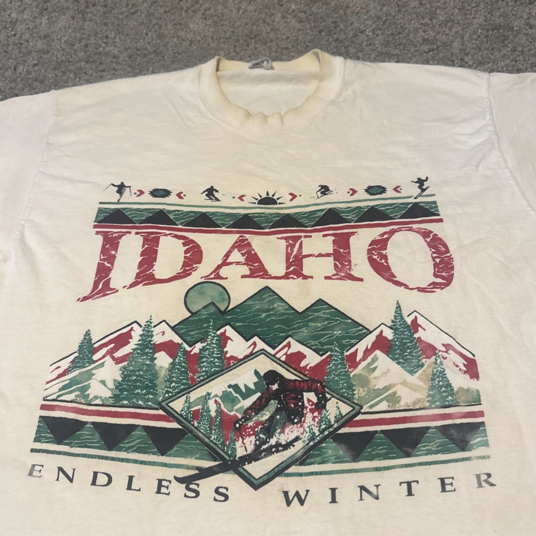 Endless VINTAGE IDAHO Endless Winter Sports Snowboard Ski T-Shirt 90s Large Skiing Mens White L Size US L / EU 52-54 / 3 - 3 Thumbnail