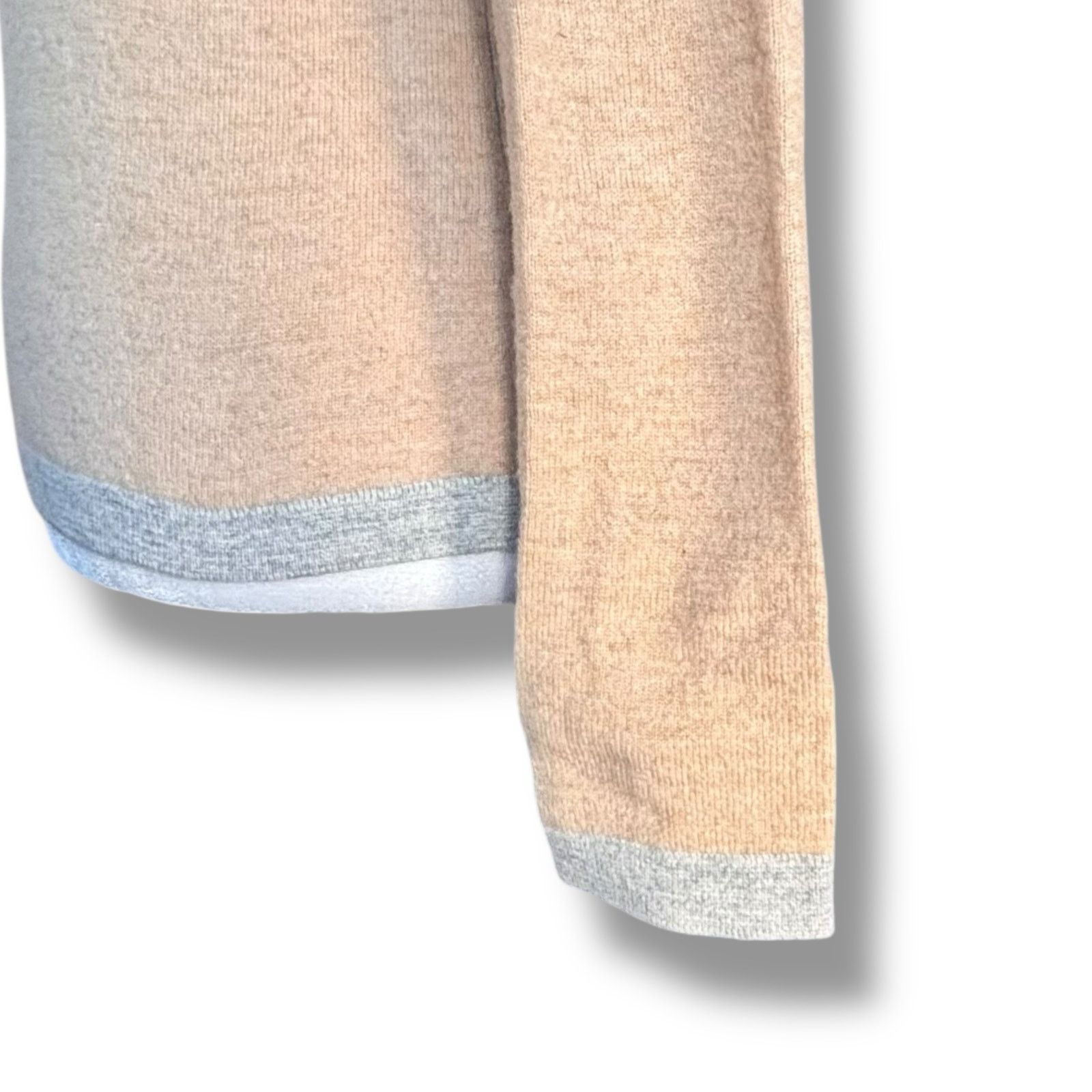 Brooks Brothers Vintage Brooks Brothers 346 Lambswool Beige Gray Knit XS Size XS / US 0-2 / IT 36-38 - 3 Thumbnail