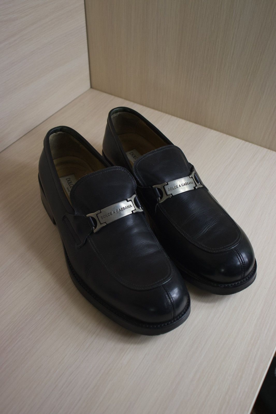 Dolce & Gabbana Vintage Dolce & Gabbana Metal Logo Leather Loafers Luxury Size US 10 / EU 43 - 1 Thumbnail