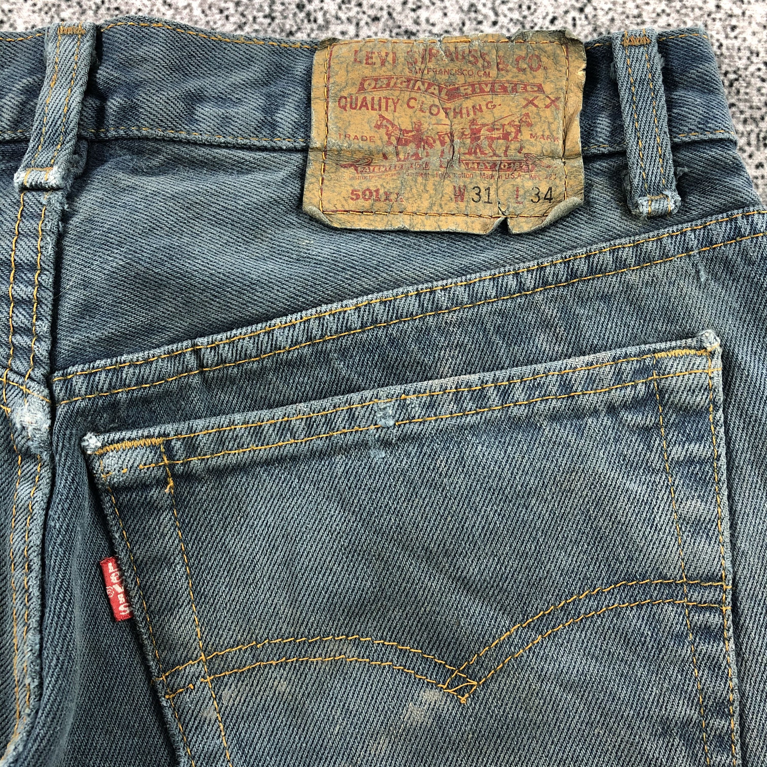Levi's Vintage Levis 501 Jeans Faded Blue Distressed Denim KJ623 Size US 30 / EU 46 - 5 Thumbnail