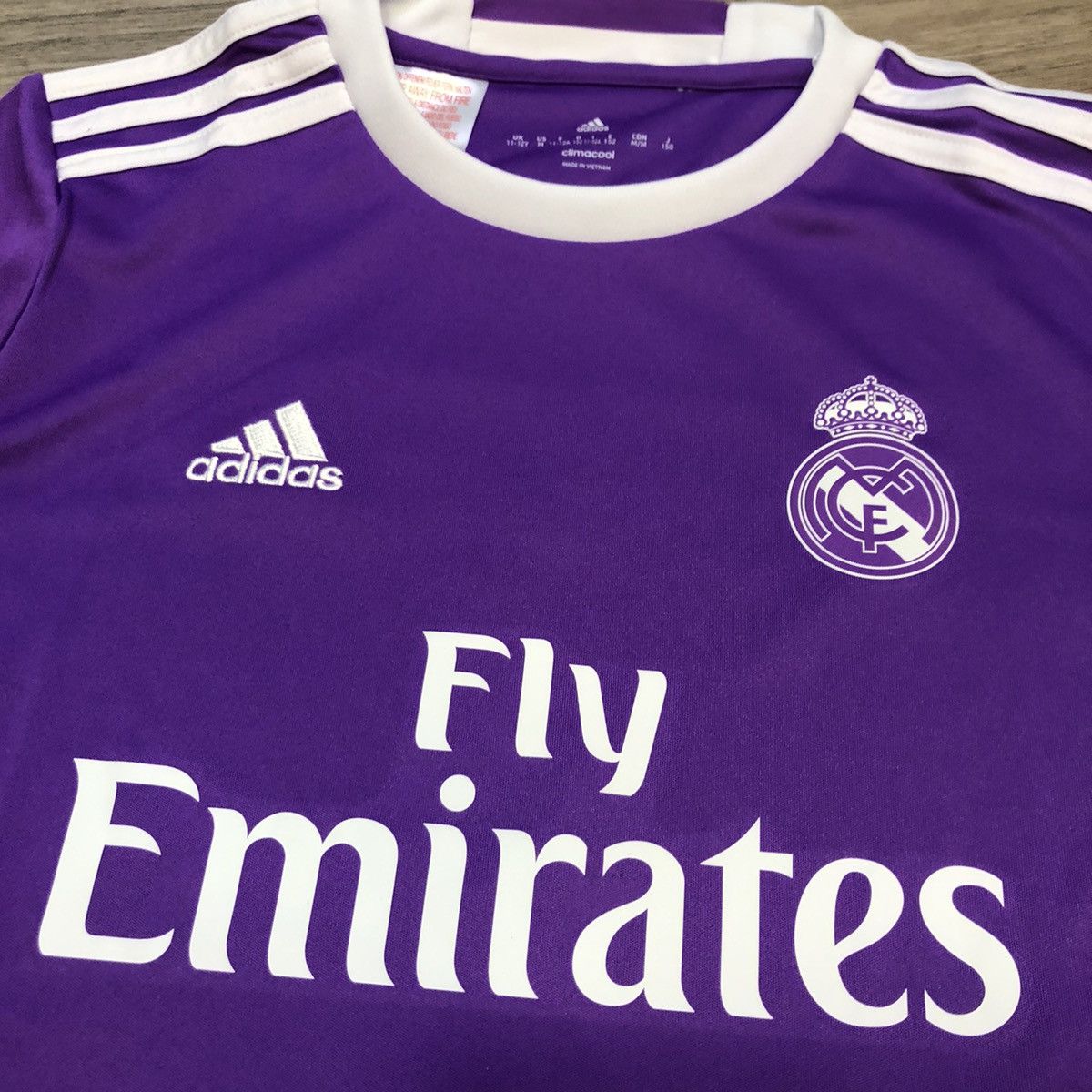 Other Real Madrid 16/17 away shirt #7 Ronaldo (Bnwt) youth Size US XXS / EU 40 - 4 Thumbnail
