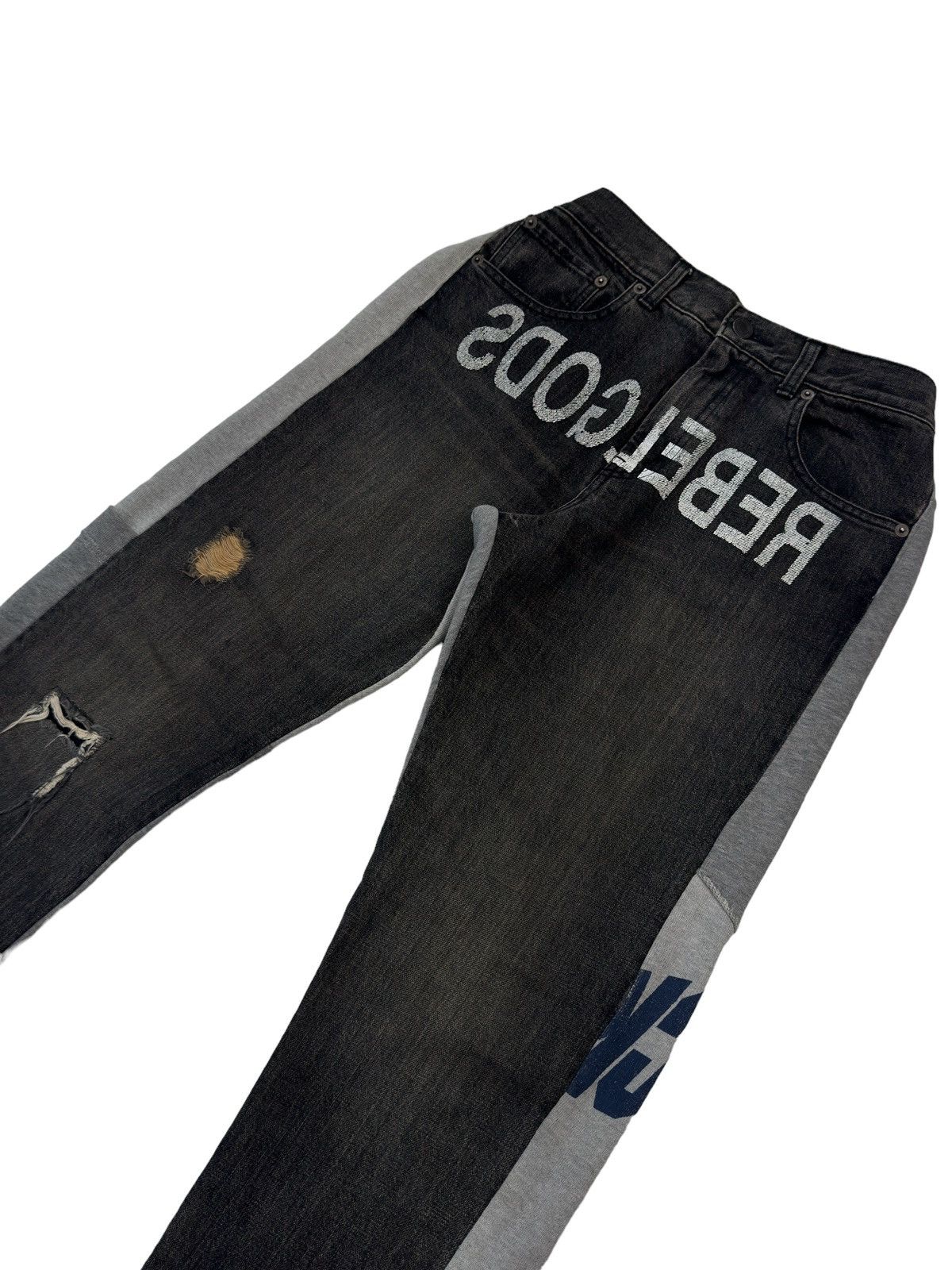 Jun Takahashi Undercover AW02 REBELGODS Hybrid Denim Sweatpants Size US 32 / EU 48 - 3 Thumbnail