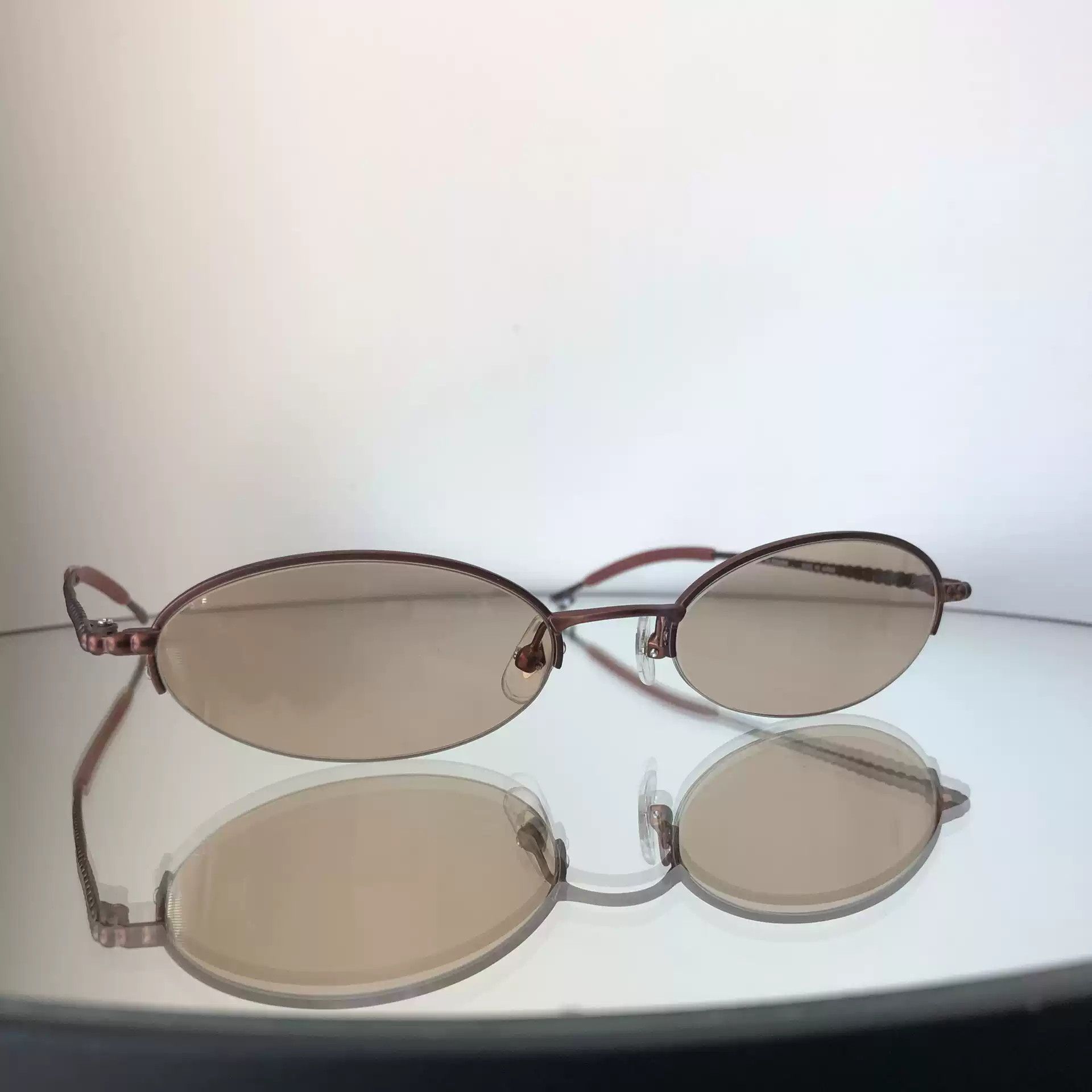 Jean Paul Gaultier Gaultier Pendant Sunglasses Rare Very Premium Minimalist A Pair Of Rare Scarlet Brown Hind Legs Signature Double Sided Pendant Size ONE SIZE - 1 Thumbnail
