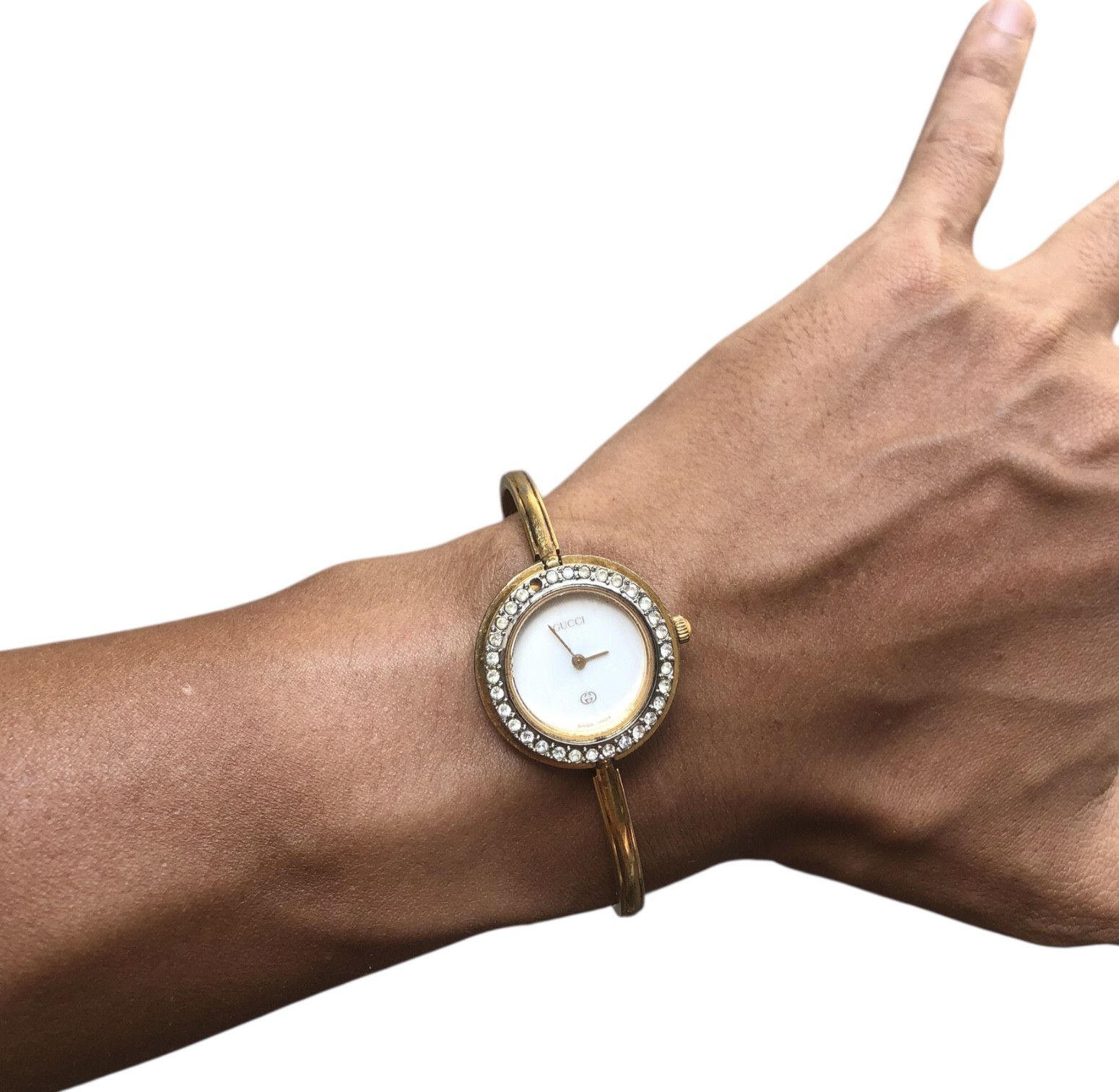 Gucci 💯Vintage GUCCI 1100L Ladies Bangle Gold Bracelet Watch Size ONE SIZE - 14 Thumbnail