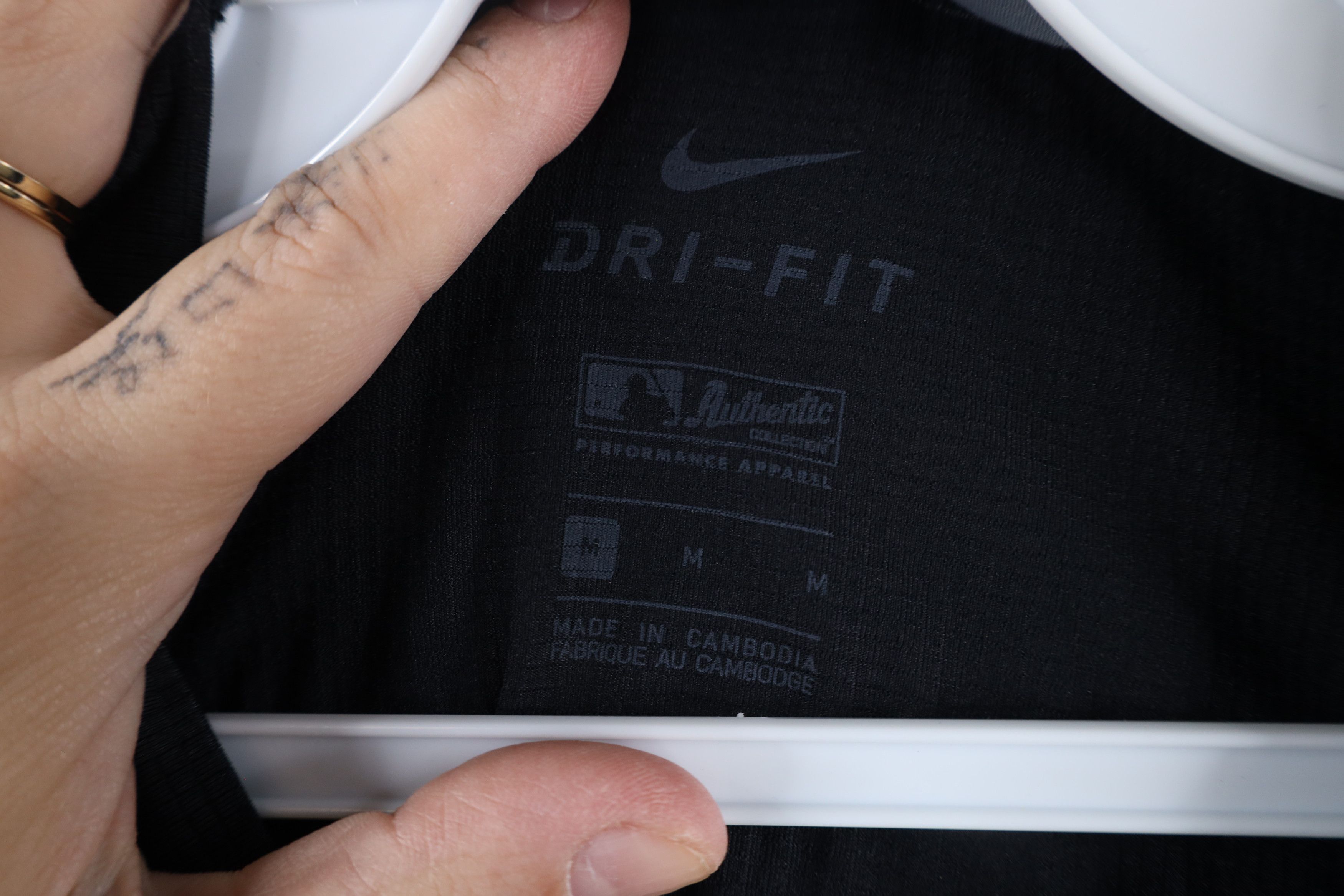 Nike × Vintage Nike MLB Issued Detroit Tigers Baseball Compression T-Shirt Size US M / EU 48-50 / 2 - 6 Thumbnail